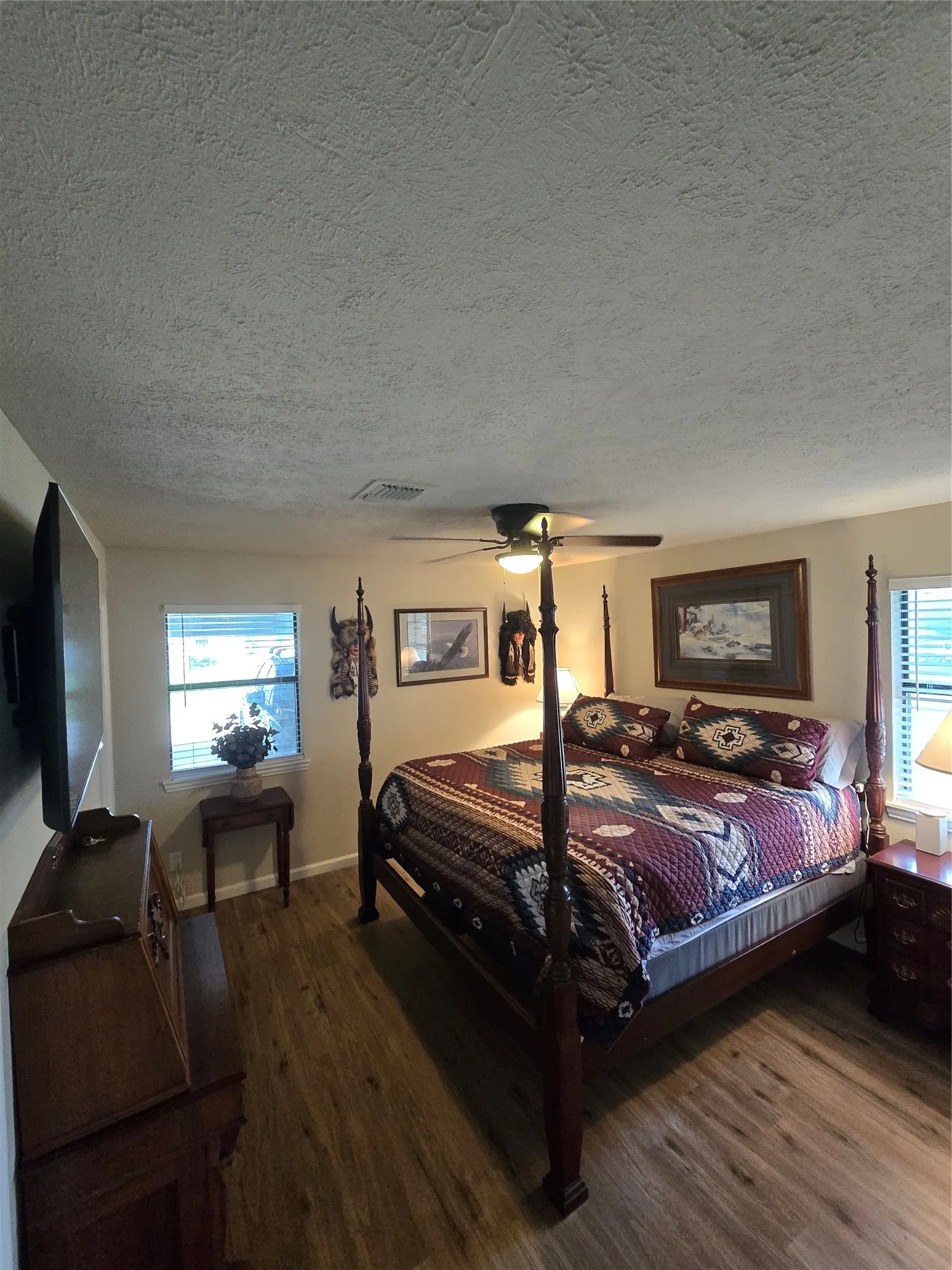 Single Family Residence For Sale in Hood County , 1316 E Apache Trail, Granbury, Texas 76048, 2 Bedroom, 2 Bathroom, 2 Garage spaces, 1,160 Sqft, built in 1978, mls#21256900, Real Estate Agent in Granbury, Homes For Sale in Hood county, Homes For Sale in Granbury, Realtor in Granbury Texas, Real Estate Brokerage Independent Realty Texas, Luminita Cordes Realtor