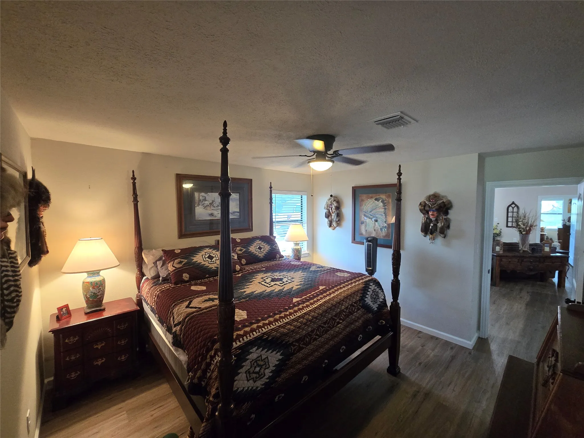 Single Family Residence For Sale in Hood County , 1316 E Apache Trail, Granbury, Texas 76048, 2 Bedroom, 2 Bathroom, 2 Garage spaces, 1,160 Sqft, built in 1978, mls#21256900, Real Estate Agent in Granbury, Homes For Sale in Hood county, Homes For Sale in Granbury, Realtor in Granbury Texas, Real Estate Brokerage Independent Realty Texas, Luminita Cordes Realtor