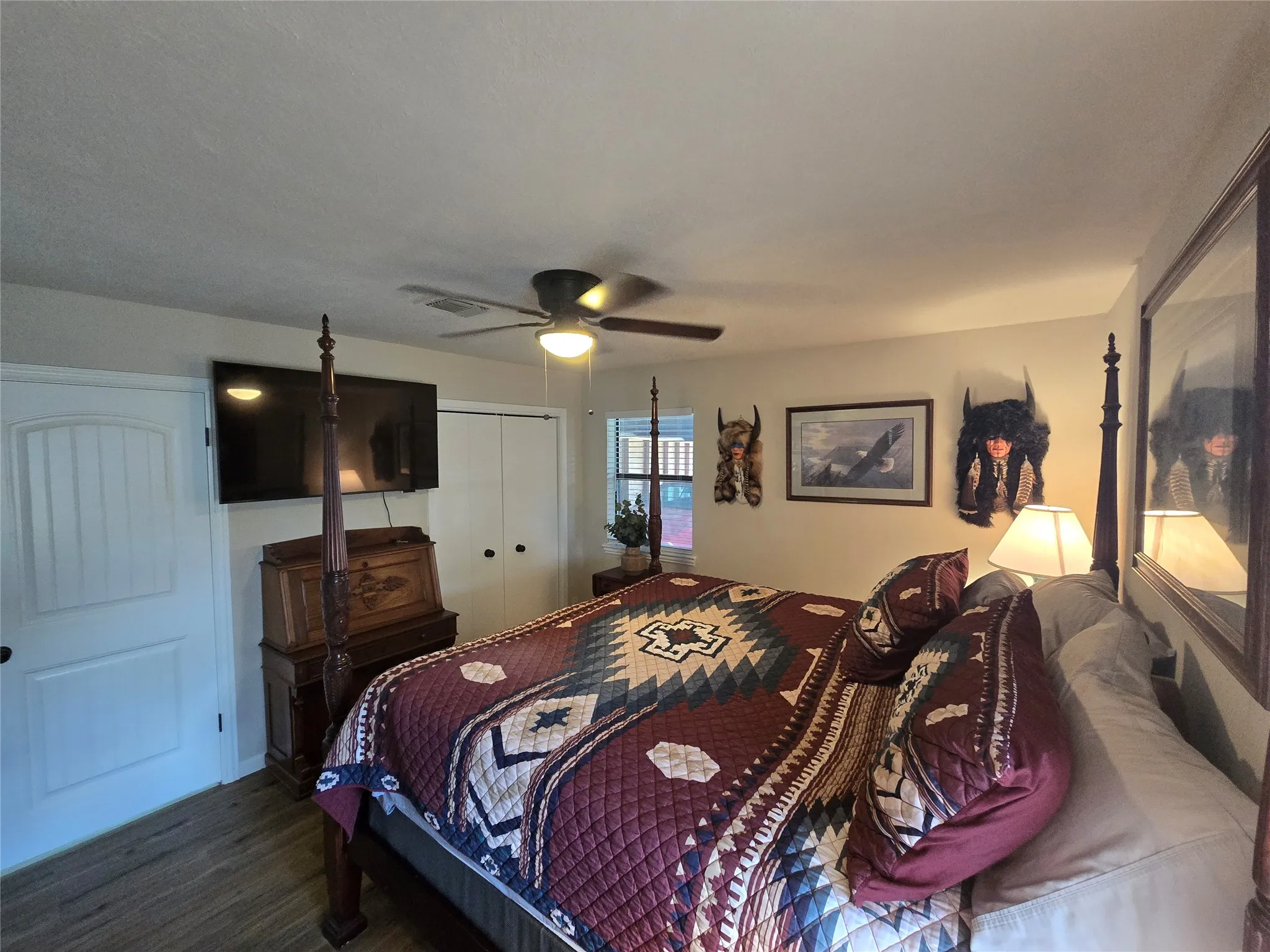 Single Family Residence For Sale in Hood County , 1316 E Apache Trail, Granbury, Texas 76048, 2 Bedroom, 2 Bathroom, 2 Garage spaces, 1,160 Sqft, built in 1978, mls#21256900, Real Estate Agent in Granbury, Homes For Sale in Hood county, Homes For Sale in Granbury, Realtor in Granbury Texas, Real Estate Brokerage Independent Realty Texas, Luminita Cordes Realtor