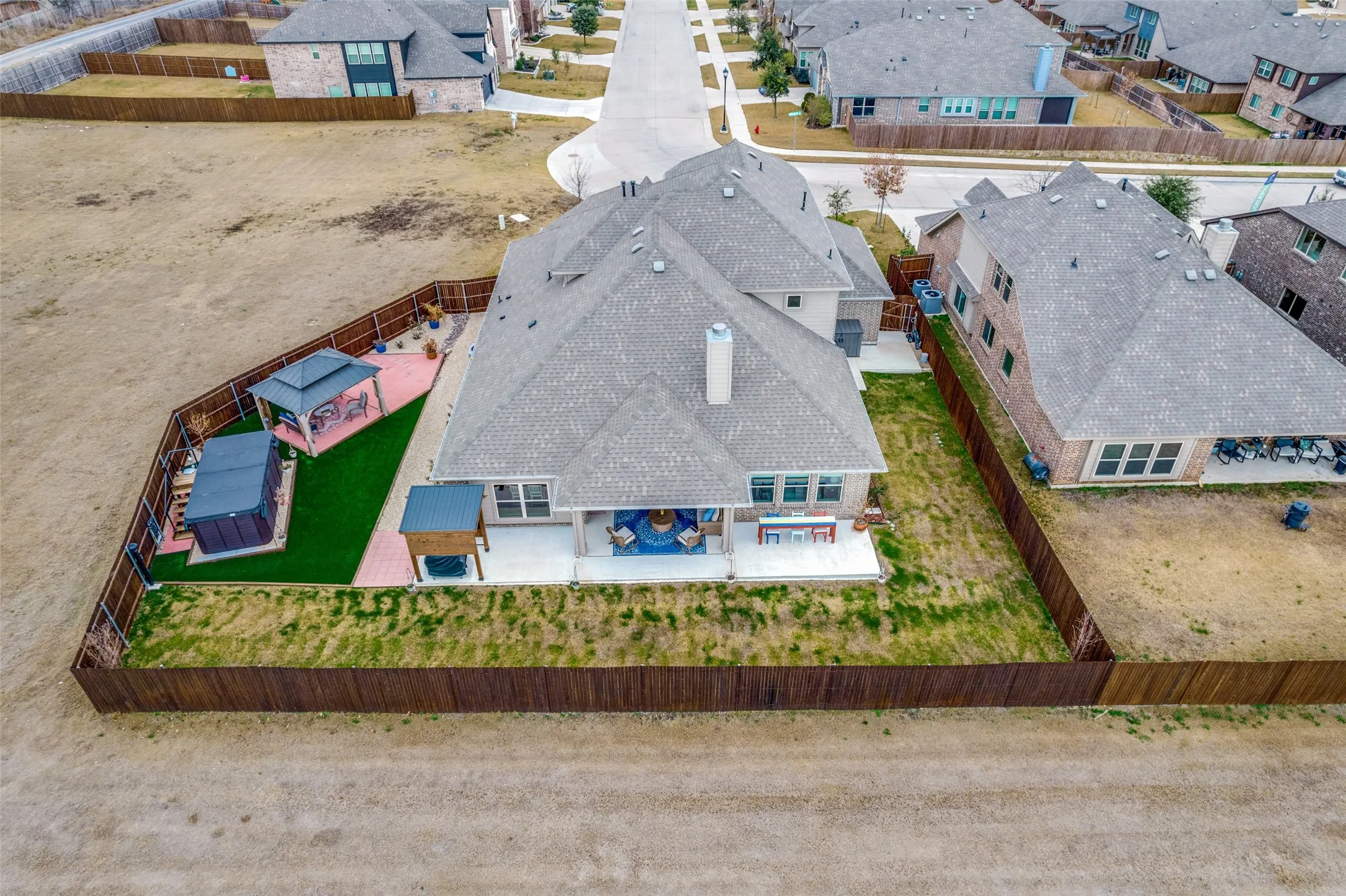 Single Family Residence For Sale in Johnson County , 1000 Brenham Drive, Godley, Texas 76044, 4 Bedroom, 3 Bathroom, 3 Garage spaces, 3,313 Sqft, built in 2019, mls#21281197, Real Estate Agent in Godley, Homes For Sale in Johnson county, Homes For Sale in Godley, Realtor in Godley Texas, Real Estate Brokerage Independent Realty Texas, Luminita Cordes Realtor