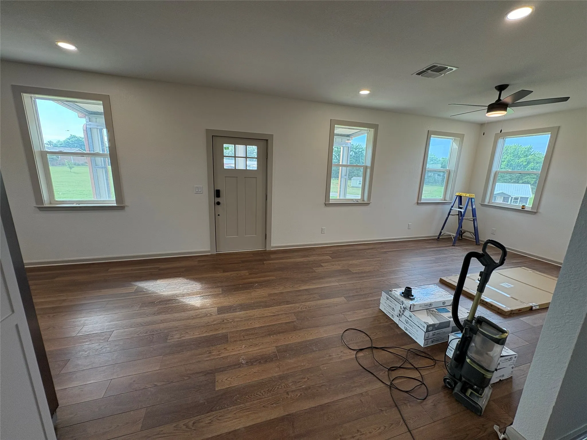 Single Family Residence For Sale in Wood County , 112 Navajo, Quitman, Texas 75783, 2 Bedroom, 1 Bathroom, Garage spaces, 936 Sqft, built in 2026, mls#21281224, Real Estate Agent in Quitman, Homes For Sale in Wood county, Homes For Sale in Quitman, Realtor in Quitman Texas, Real Estate Brokerage Independent Realty Texas, Luminita Cordes Realtor