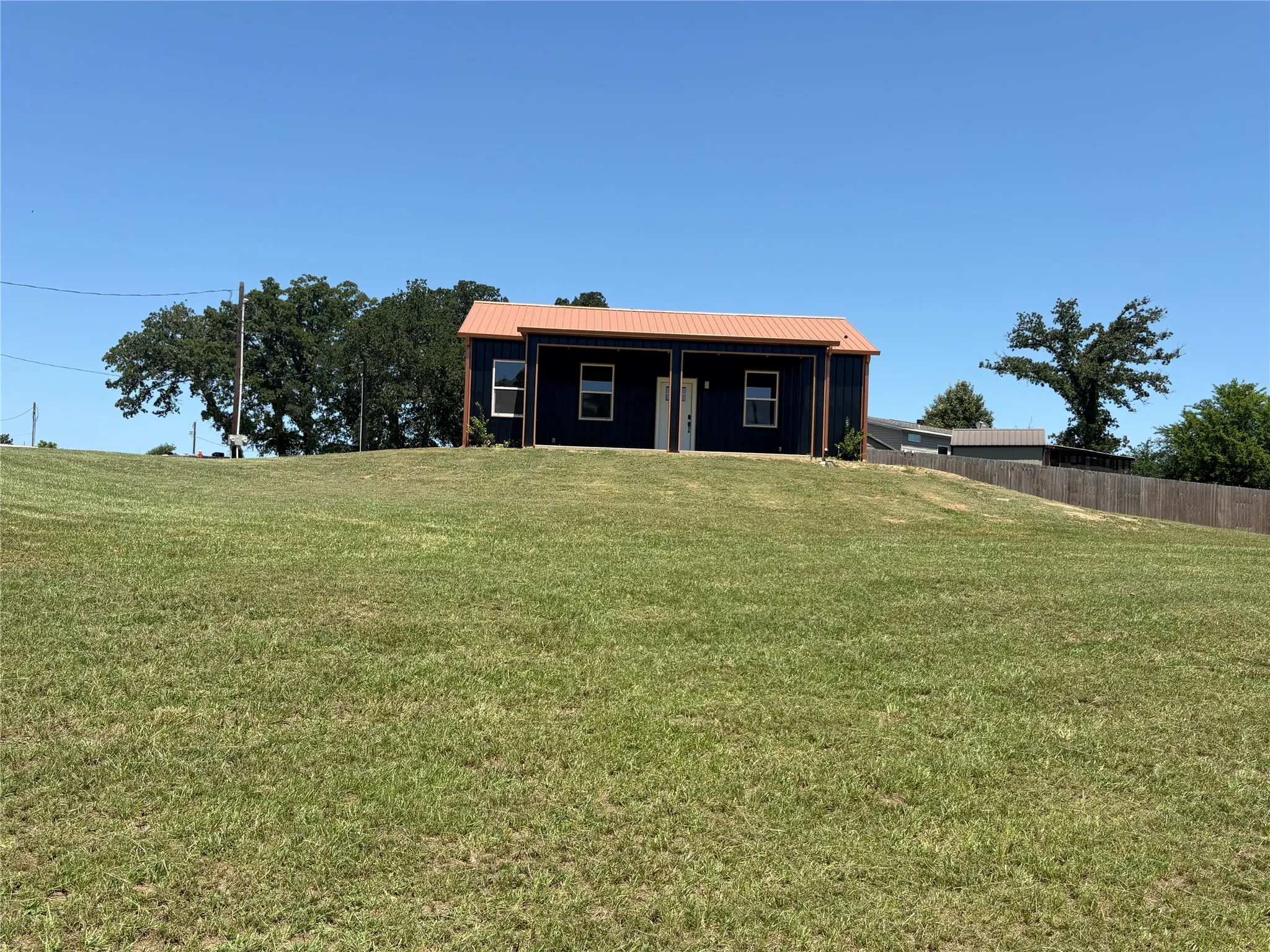 Single Family Residence For Sale in Wood County , 112 Navajo, Quitman, Texas 75783, 2 Bedroom, 1 Bathroom, Garage spaces, 936 Sqft, built in 2026, mls#21281224, Real Estate Agent in Quitman, Homes For Sale in Wood county, Homes For Sale in Quitman, Realtor in Quitman Texas, Real Estate Brokerage Independent Realty Texas, Luminita Cordes Realtor