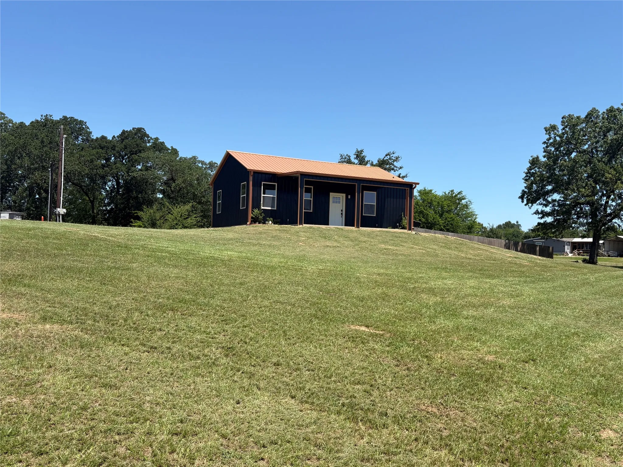 Single Family Residence For Sale in Wood County , 112 Navajo, Quitman, Texas 75783, 2 Bedroom, 1 Bathroom, Garage spaces, 936 Sqft, built in 2026, mls#21281224, Real Estate Agent in Quitman, Homes For Sale in Wood county, Homes For Sale in Quitman, Realtor in Quitman Texas, Real Estate Brokerage Independent Realty Texas, Luminita Cordes Realtor