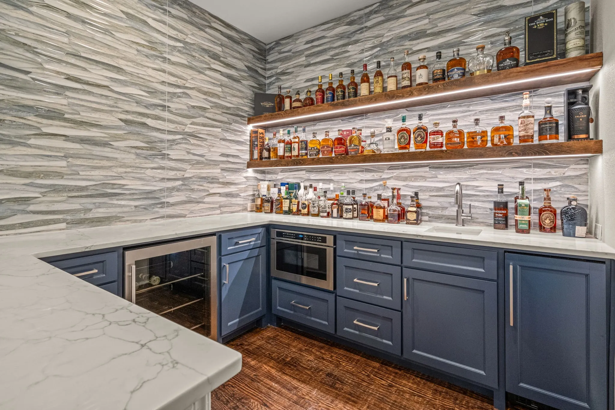 Single Family Residence For Sale in Tarrant County , 324 Oak Pointe Lane, Southlake, Texas 76092, 5 Bedroom, 6 Bathroom, 4 Garage spaces, 5,757 Sqft, built in 2005, mls#21259508, Real Estate Agent in Southlake, Homes For Sale in Tarrant county, Homes For Sale in Southlake, Realtor in Southlake Texas, Real Estate Brokerage Independent Realty Texas, Luminita Cordes Realtor
