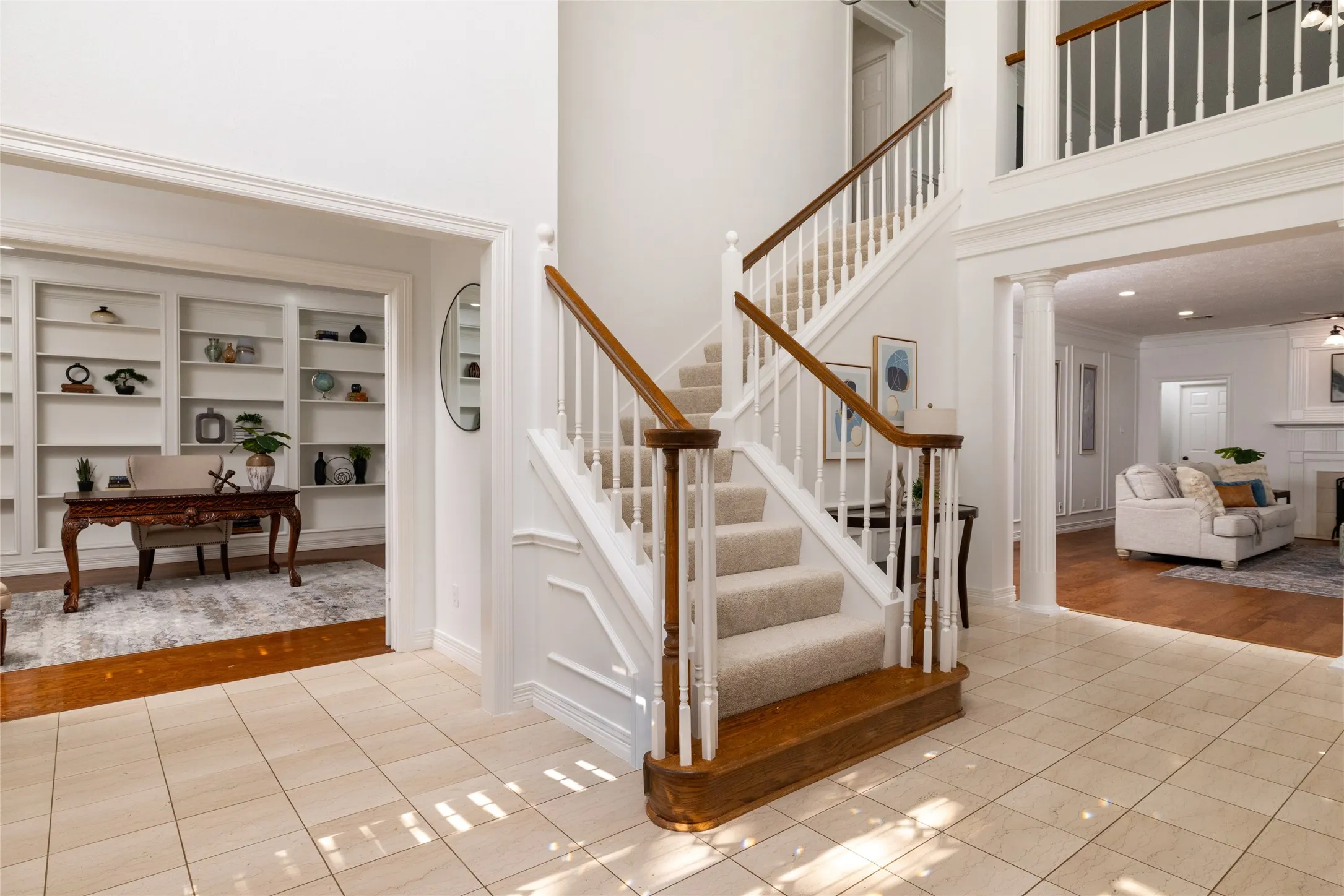 A grand staircase that does NOT point out the front door.