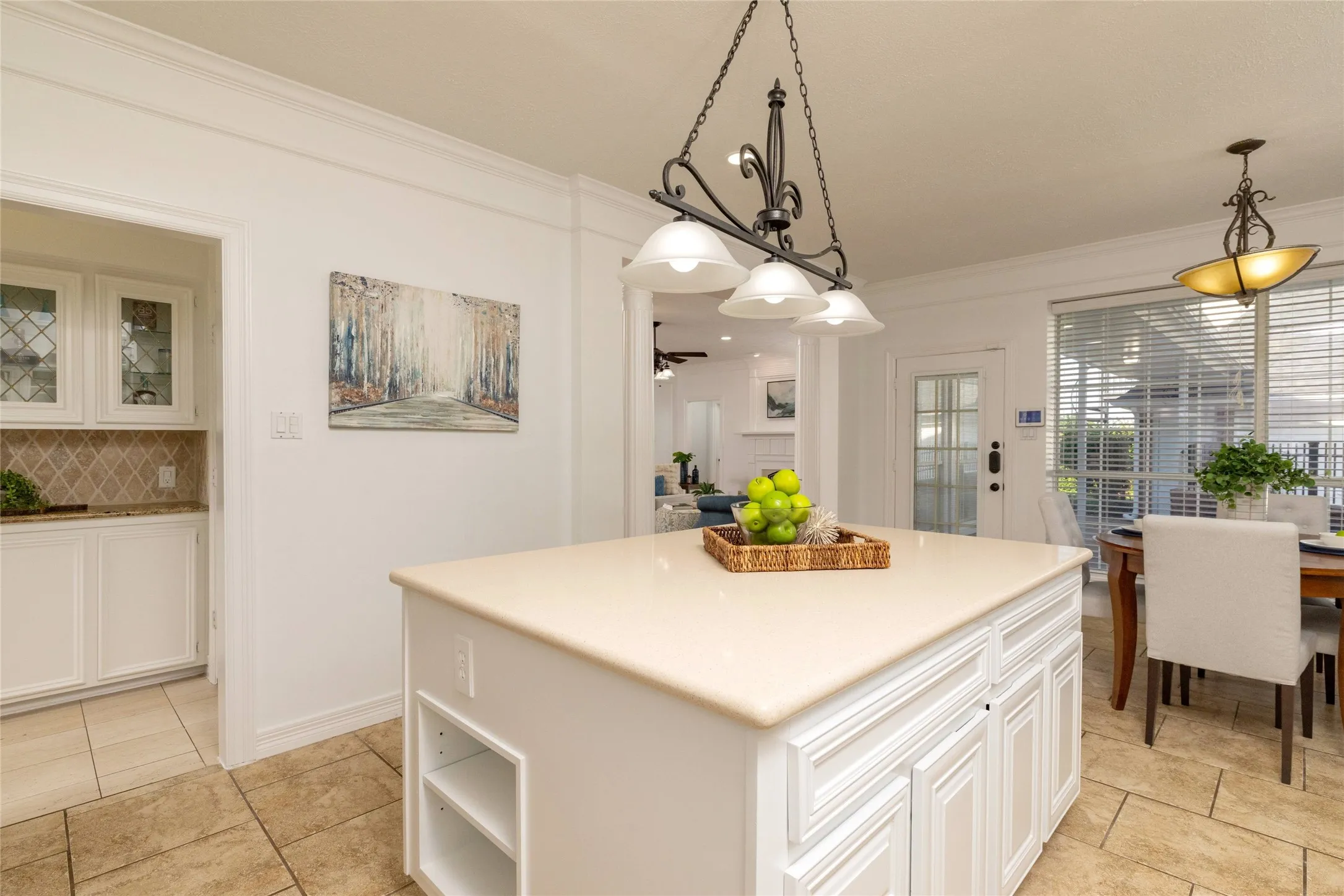 Soft-close cabinets and drawers.