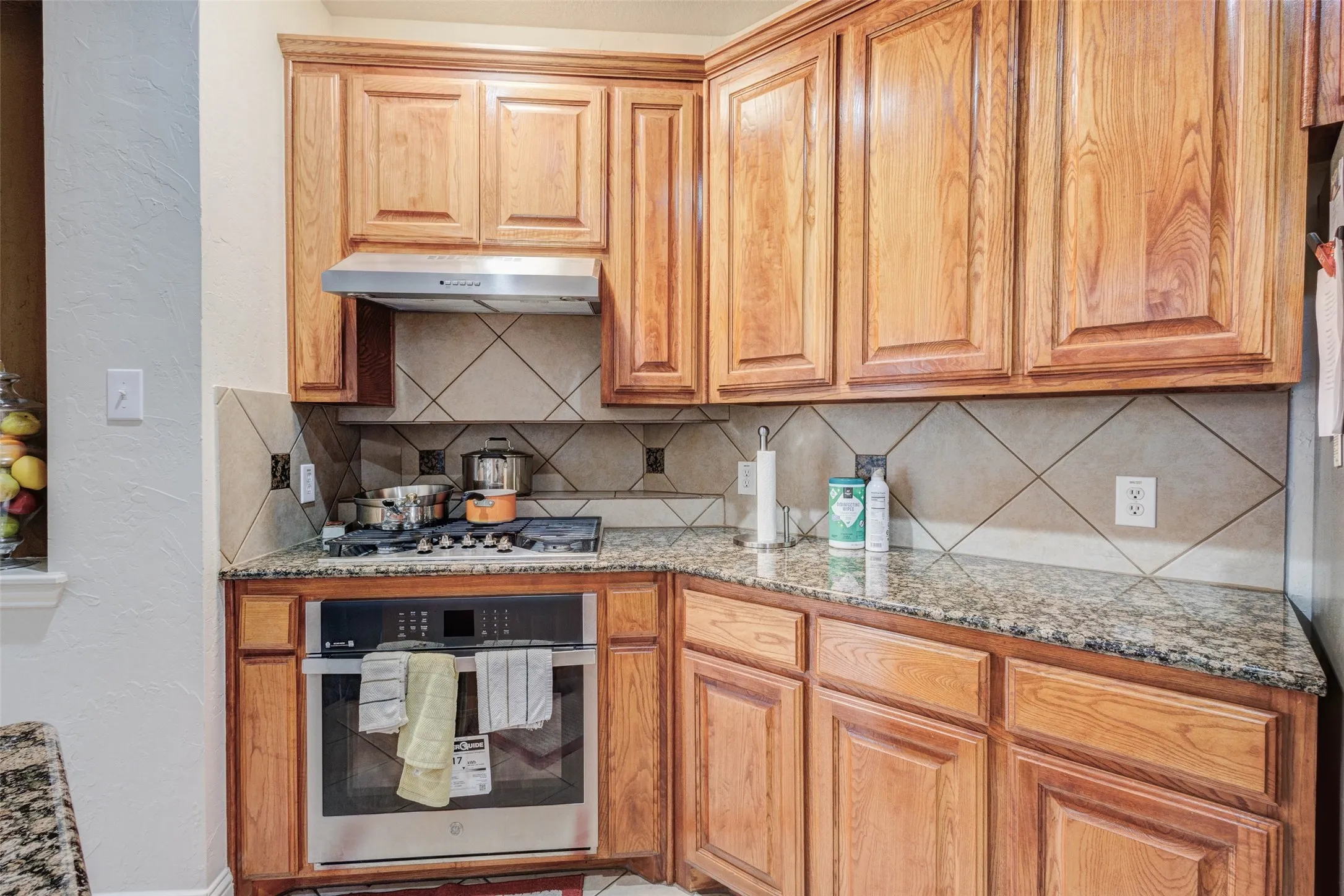 Single Family Residence For Sale in Collin County , 1226 Waterford Way, Allen, Texas 75013, 6 Bedrooms, 5 Bathrooms, 2 Garage spaces, 4,796 Sqft, built in 2004, Price $875,000, mls#21281297, Real Estate Agent in Allen, Homes For Sale in Collin county, Homes For Sale in Allen, Realtor in Allen Texas, Real Estate Brokerage Independent Realty Texas, Luminita Cordes Realtor