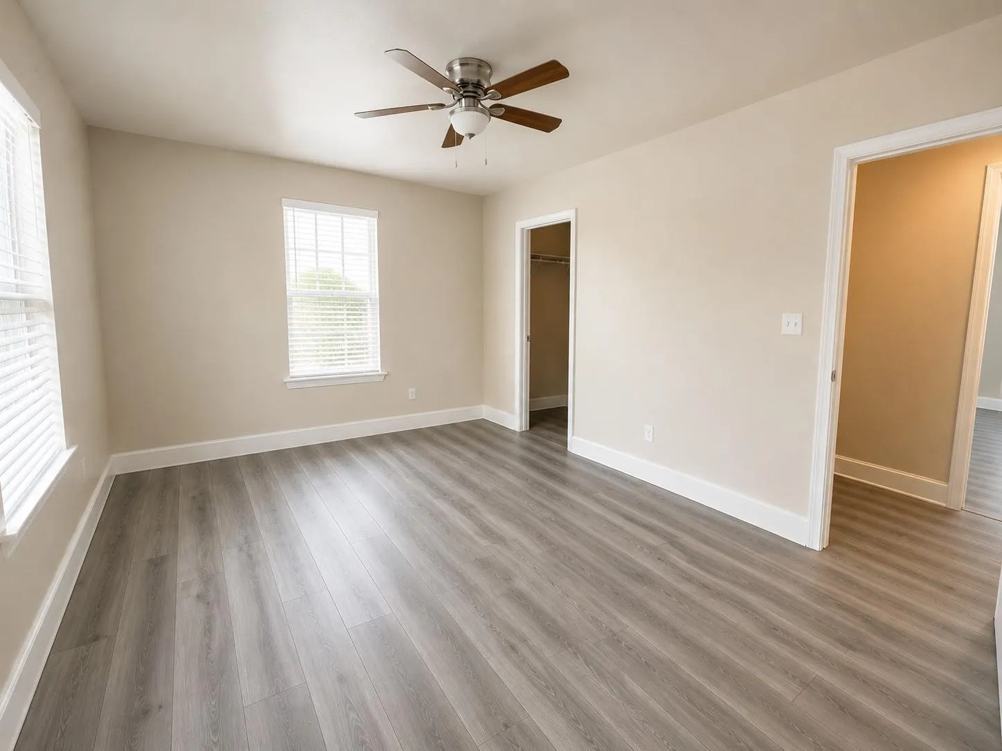For Sale in Wise County , 214 County Rd 4870, Newark, Texas 76071, 5 Bedrooms, 3 Bathrooms, Garage spaces, 2,885 Sqft, built in 1979, Price $435,000, mls#21279220, Real Estate Agent in Newark, Homes For Sale in Wise county, Homes For Sale in Newark, Realtor in Newark Texas, Real Estate Brokerage Independent Realty Texas, Luminita Cordes Realtor