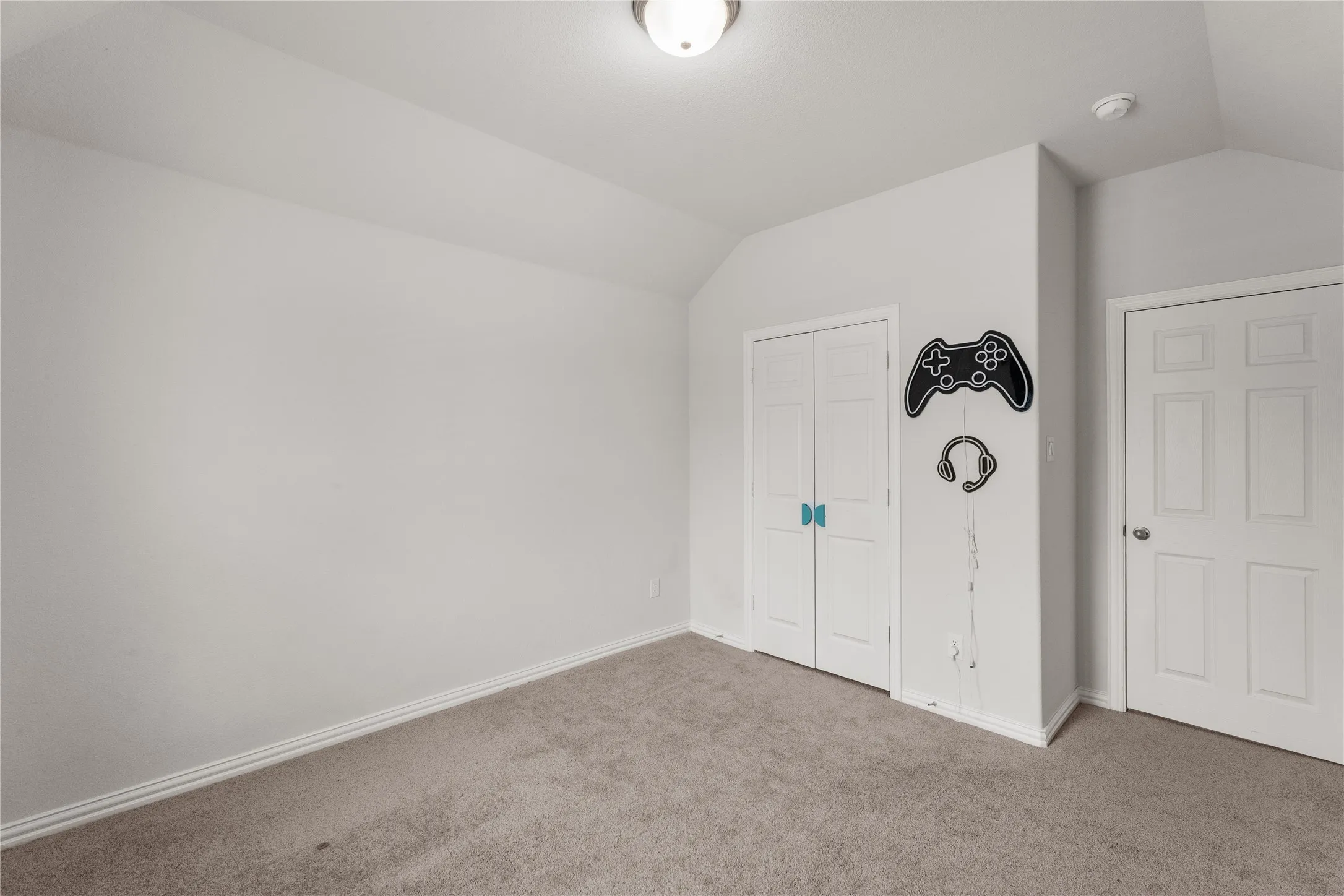 Single Family Residence For Sale in Ellis County , 870 Cavalcade Drive, Ferris, Texas 75125, 4 Bedroom, 3 Bathroom, 2 Garage spaces, 2,968 Sqft, built in 2022, mls#21280324, Real Estate Agent in Ferris, Homes For Sale in Ellis county, Homes For Sale in Ferris, Realtor in Ferris Texas, Real Estate Brokerage Independent Realty Texas, Luminita Cordes Realtor