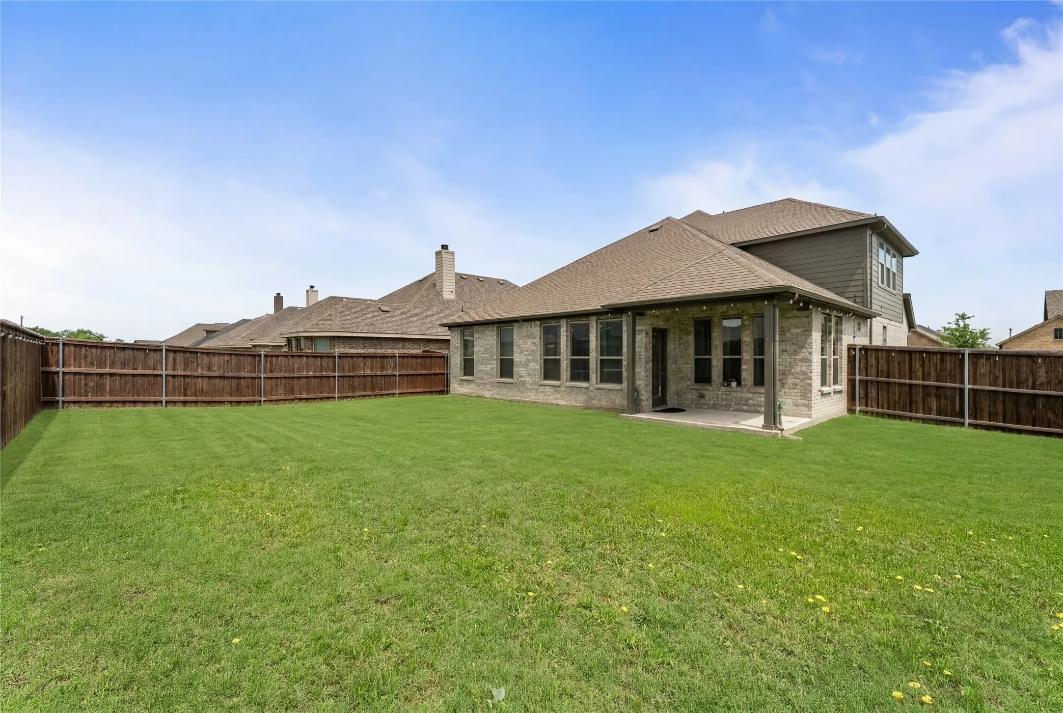 Single Family Residence For Sale in Ellis County , 870 Cavalcade Drive, Ferris, Texas 75125, 4 Bedroom, 3 Bathroom, 2 Garage spaces, 2,968 Sqft, built in 2022, mls#21280324, Real Estate Agent in Ferris, Homes For Sale in Ellis county, Homes For Sale in Ferris, Realtor in Ferris Texas, Real Estate Brokerage Independent Realty Texas, Luminita Cordes Realtor