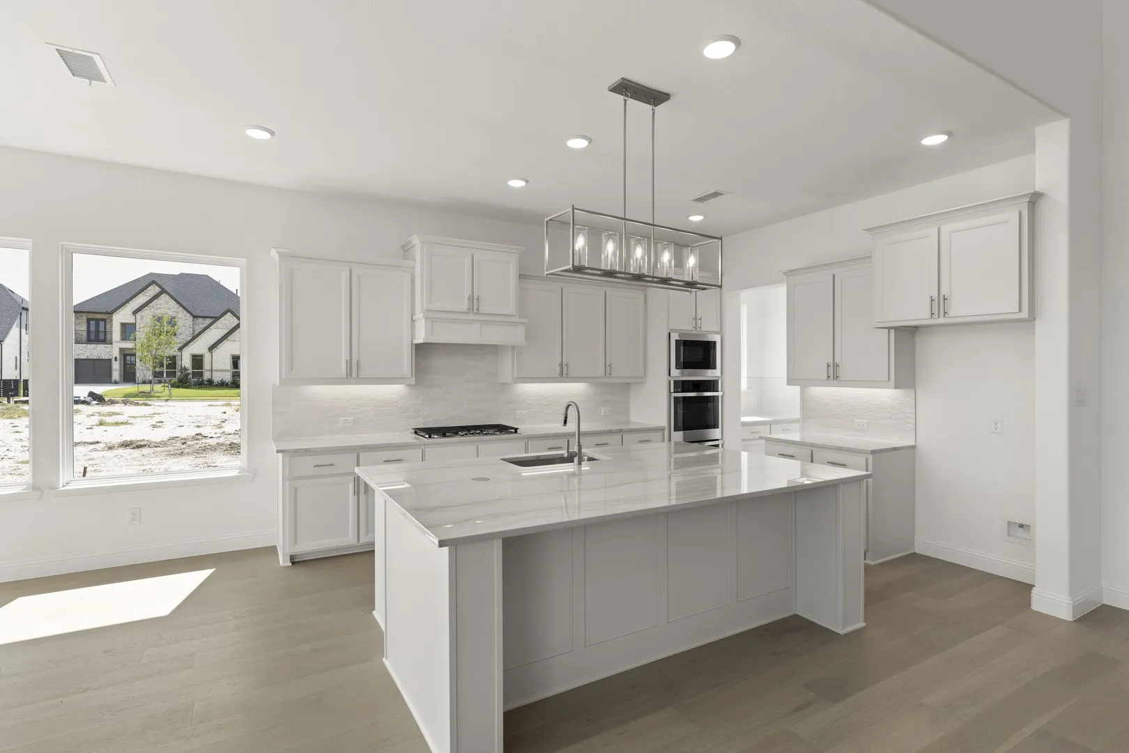 12. 3404 Haygood - Kitchen (2)