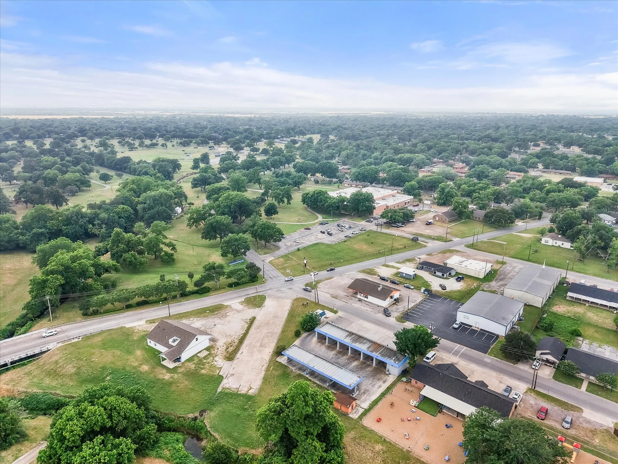 Business For Sale in Navarro County , 223 Oaklawn Drive, Corsicana, Texas 75110, 0, 0, Garage spaces, 2,112 Sqft, built in 1985, Price $429,000, mls#21279207, Real Estate Agent in Corsicana, Homes For Sale in Navarro county, Homes For Sale in Corsicana, Realtor in Corsicana Texas, Real Estate Brokerage Independent Realty Texas, Luminita Cordes Realtor