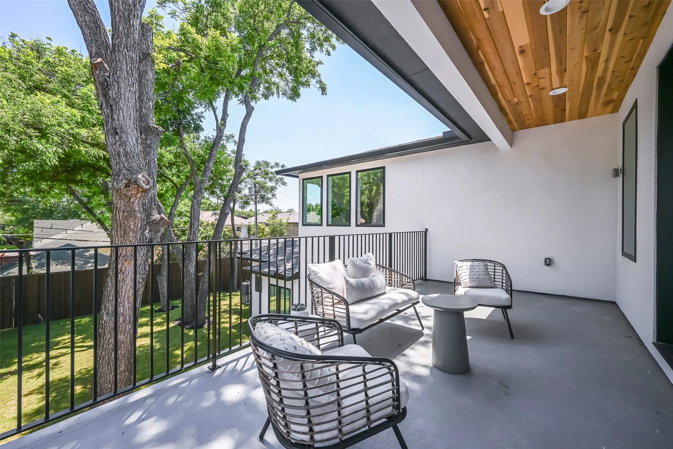 Single Family Residence For Rent in Dallas County , 6226 Lakeshore Drive, Dallas, Texas 75214, 5 Bedroom, 5 Bathroom, 2 Garage spaces, 4,150 Sqft, built in 2026, mls#21281454, Real Estate Agent in Dallas, Homes For Rent in Dallas county, Homes For Rent in Dallas, Realtor in Dallas Texas, Real Estate Brokerage Independent Realty Texas, Luminita Cordes Realtor