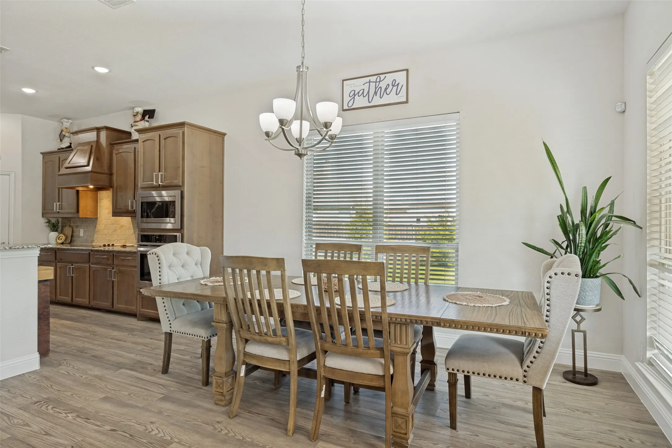 Single Family Residence For Sale in Collin County , 2201 Henson Lane, Nevada, Texas 75173, 4 Bedrooms, 3 Bathrooms, 3 Garage spaces, 3,191 Sqft, built in 2019, Price $679,000, mls#21281170, Real Estate Agent in Nevada, Homes For Sale in Collin county, Homes For Sale in Nevada, Realtor in Nevada Texas, Real Estate Brokerage Independent Realty Texas, Luminita Cordes Realtor