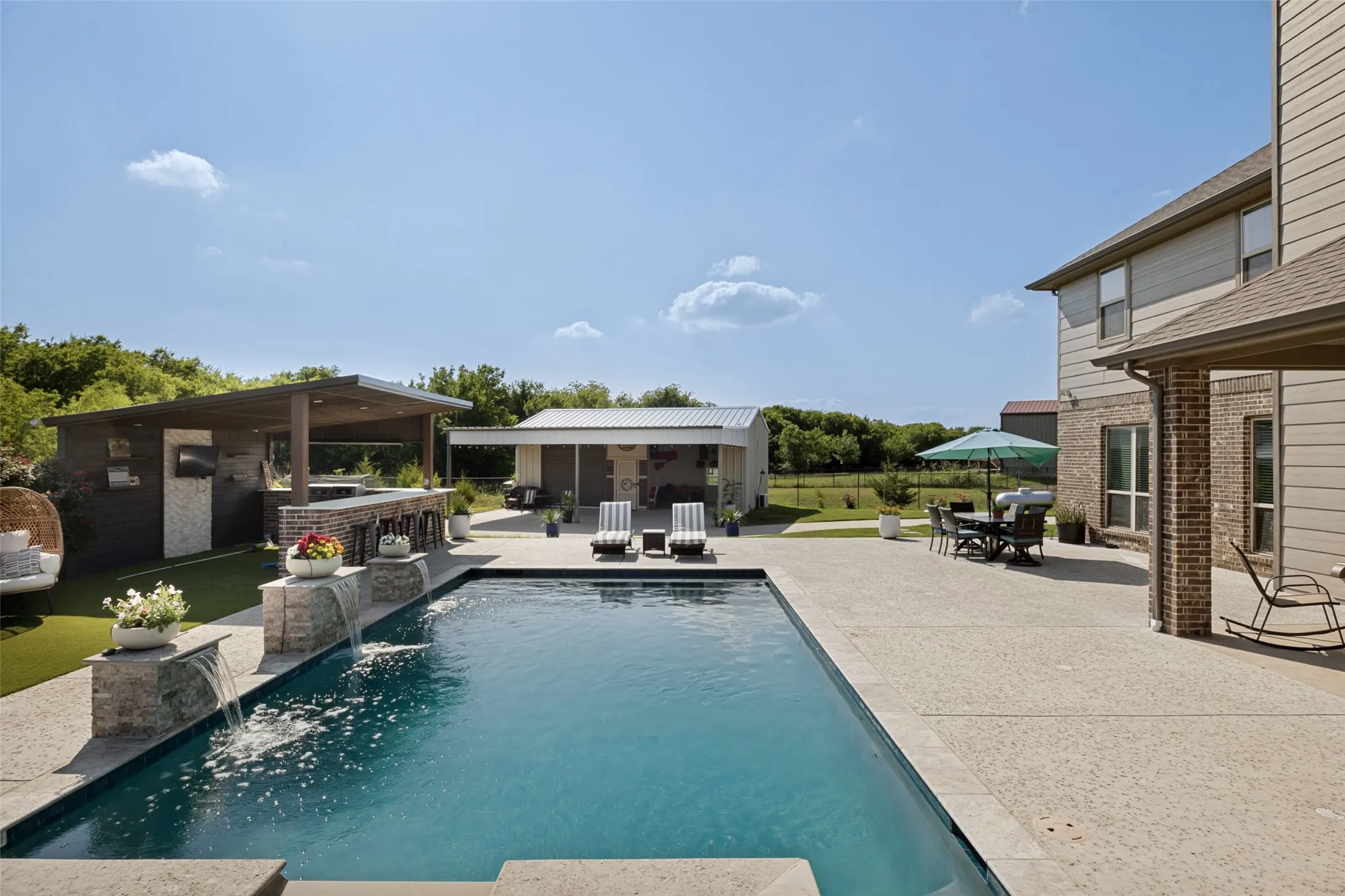 Single Family Residence For Sale in Collin County , 2201 Henson Lane, Nevada, Texas 75173, 4 Bedrooms, 3 Bathrooms, 3 Garage spaces, 3,191 Sqft, built in 2019, Price $679,000, mls#21281170, Real Estate Agent in Nevada, Homes For Sale in Collin county, Homes For Sale in Nevada, Realtor in Nevada Texas, Real Estate Brokerage Independent Realty Texas, Luminita Cordes Realtor