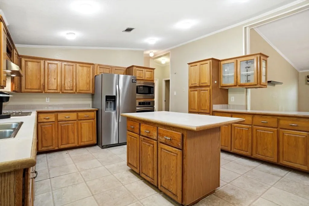 Manufactured Home For Sale in Hunt County , 4386 County Road 2200, Greenville, Texas 75402, 3 Bedroom, 2 Bathroom, 4 Garage spaces, 1,920 Sqft, built in 1997, mls#21281353, Real Estate Agent in Greenville, Homes For Sale in Hunt county, Homes For Sale in Greenville, Realtor in Greenville Texas, Real Estate Brokerage Independent Realty Texas, Luminita Cordes Realtor