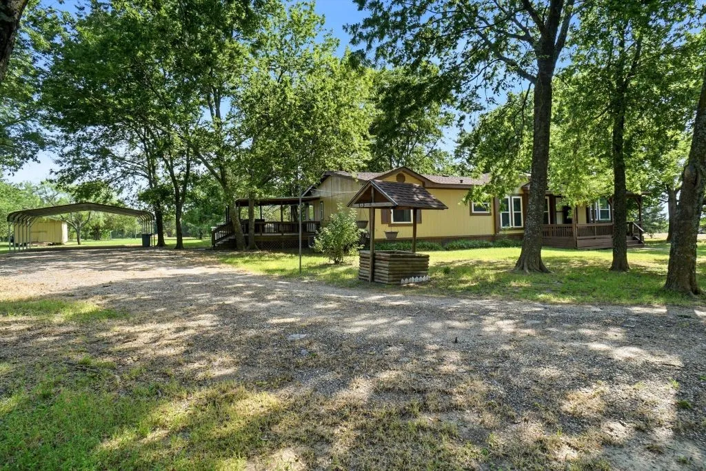 Manufactured Home For Sale in Hunt County , 4386 County Road 2200, Greenville, Texas 75402, 3 Bedroom, 2 Bathroom, 4 Garage spaces, 1,920 Sqft, built in 1997, mls#21281353, Real Estate Agent in Greenville, Homes For Sale in Hunt county, Homes For Sale in Greenville, Realtor in Greenville Texas, Real Estate Brokerage Independent Realty Texas, Luminita Cordes Realtor