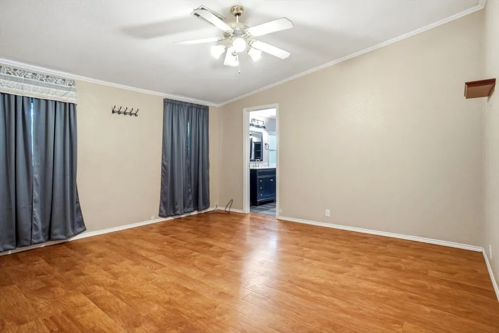 Manufactured Home For Sale in Hunt County , 4386 County Road 2200, Greenville, Texas 75402, 3 Bedroom, 2 Bathroom, 4 Garage spaces, 1,920 Sqft, built in 1997, mls#21281353, Real Estate Agent in Greenville, Homes For Sale in Hunt county, Homes For Sale in Greenville, Realtor in Greenville Texas, Real Estate Brokerage Independent Realty Texas, Luminita Cordes Realtor