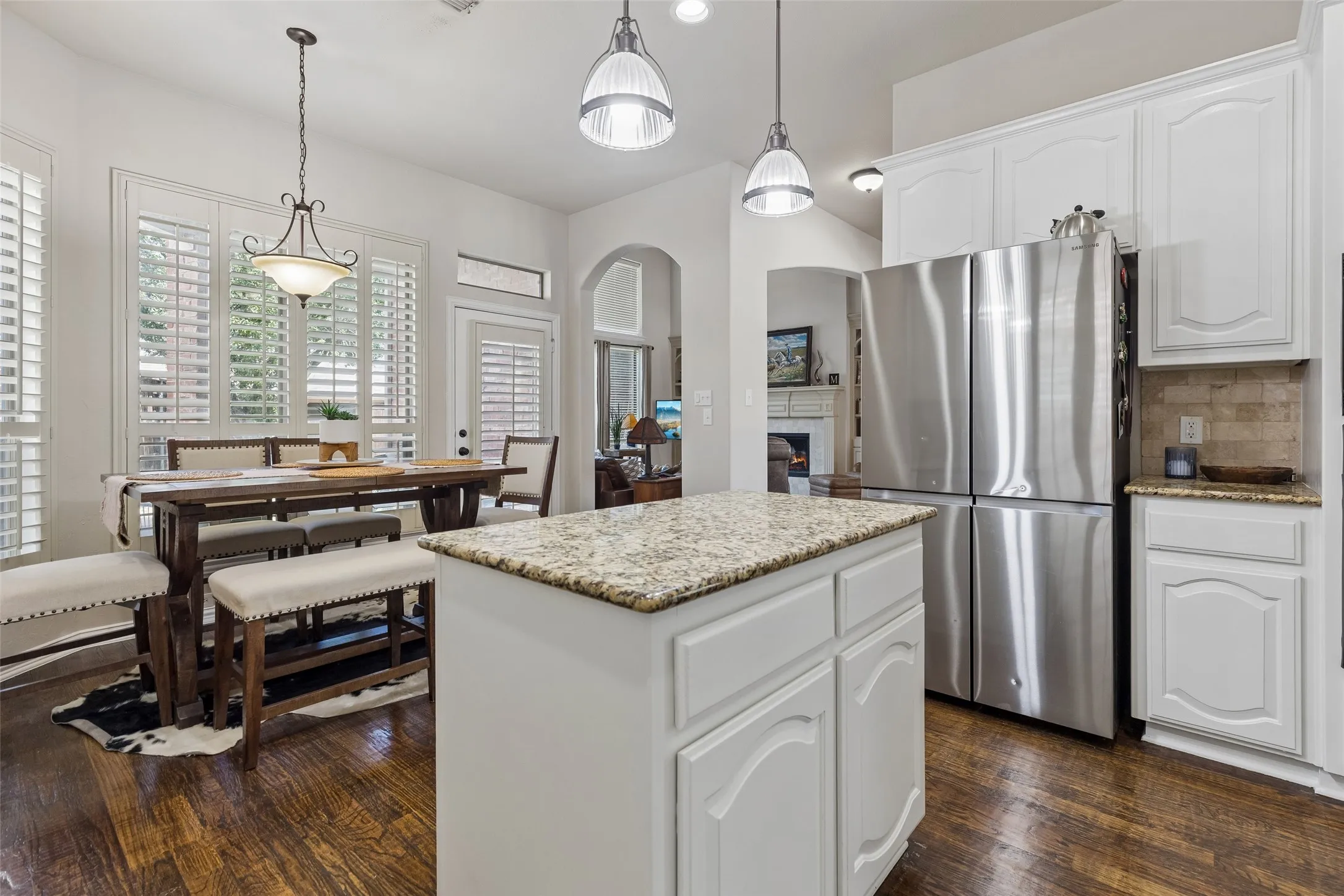 Single Family Residence For Sale in Collin County , 1902 Keystone Drive, Allen, Texas 75013, 4 Bedroom, 4 Bathroom, 2 Garage spaces, 3,868 Sqft, built in 2004, mls#21267225, Real Estate Agent in Allen, Homes For Sale in Collin county, Homes For Sale in Allen, Realtor in Allen Texas, Real Estate Brokerage Independent Realty Texas, Luminita Cordes Realtor