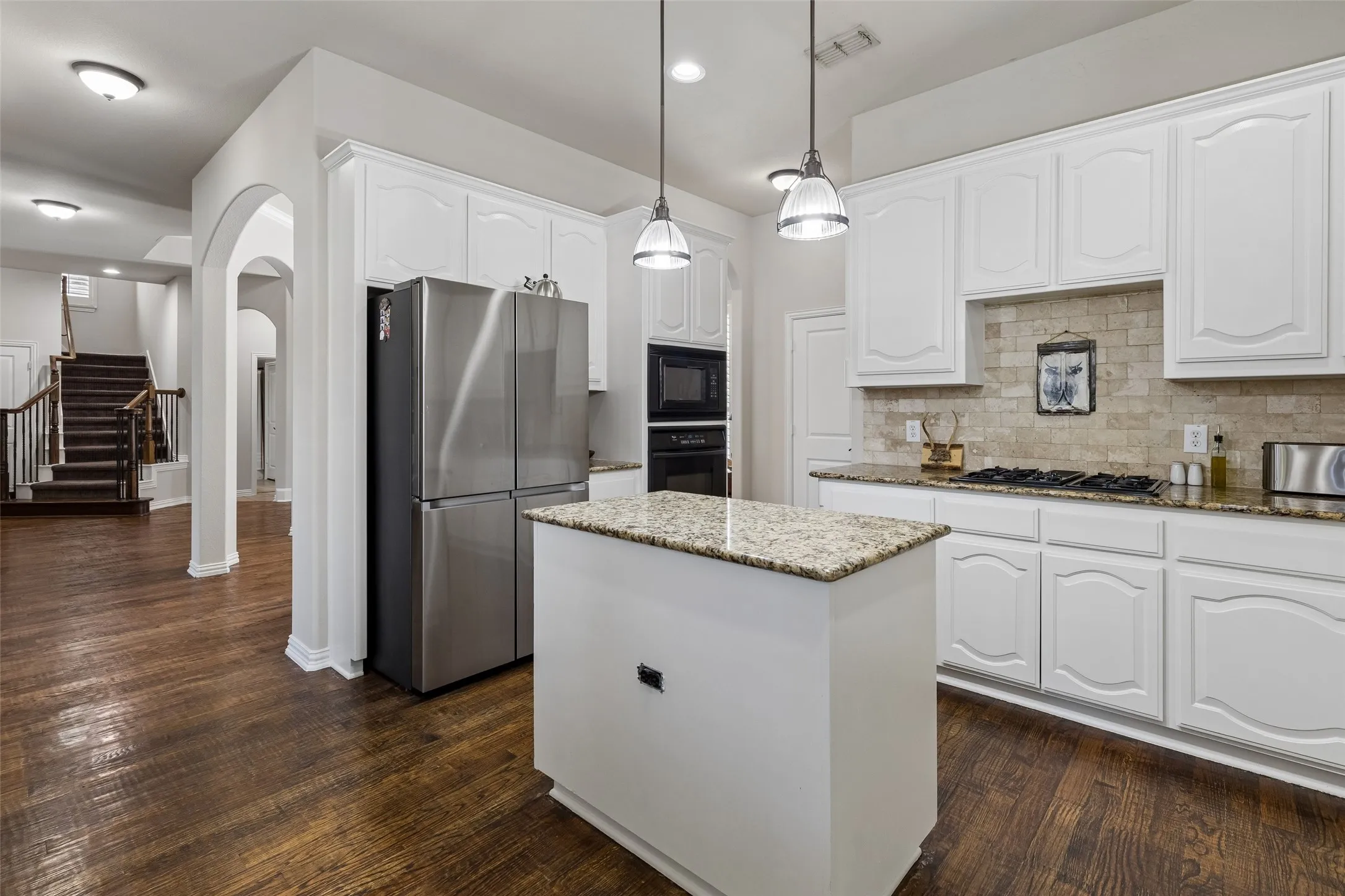 Single Family Residence For Sale in Collin County , 1902 Keystone Drive, Allen, Texas 75013, 4 Bedroom, 4 Bathroom, 2 Garage spaces, 3,868 Sqft, built in 2004, mls#21267225, Real Estate Agent in Allen, Homes For Sale in Collin county, Homes For Sale in Allen, Realtor in Allen Texas, Real Estate Brokerage Independent Realty Texas, Luminita Cordes Realtor