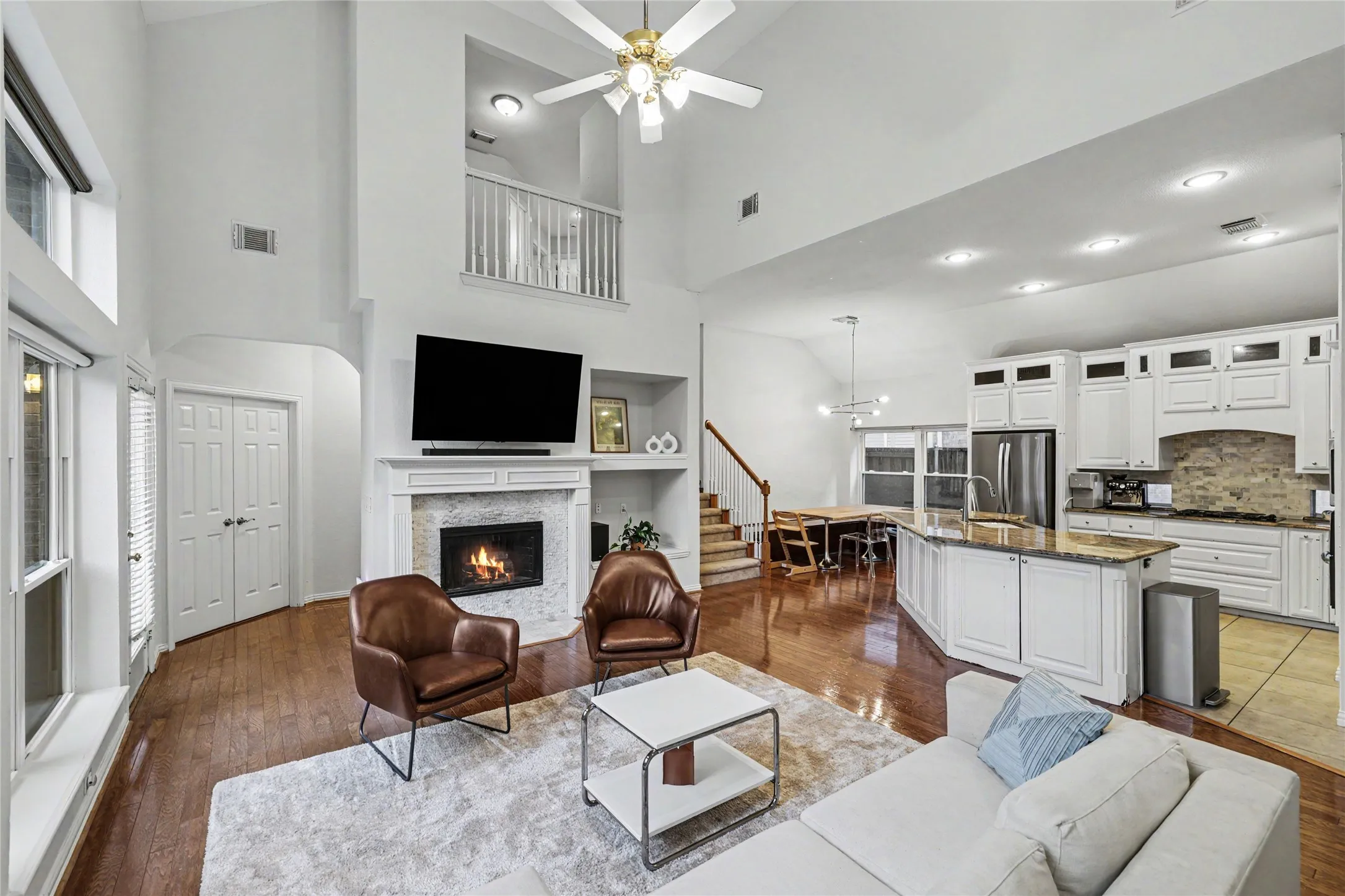 Single Family Residence For Sale in Collin County , 18711 Tall Oak Drive, Dallas, Texas 75287, 4 Bedroom, 3 Bathroom, 2 Garage spaces, 2,391 Sqft, built in 1996, mls#21277487, Real Estate Agent in Dallas, Homes For Sale in Collin county, Homes For Sale in Dallas, Realtor in Dallas Texas, Real Estate Brokerage Independent Realty Texas, Luminita Cordes Realtor