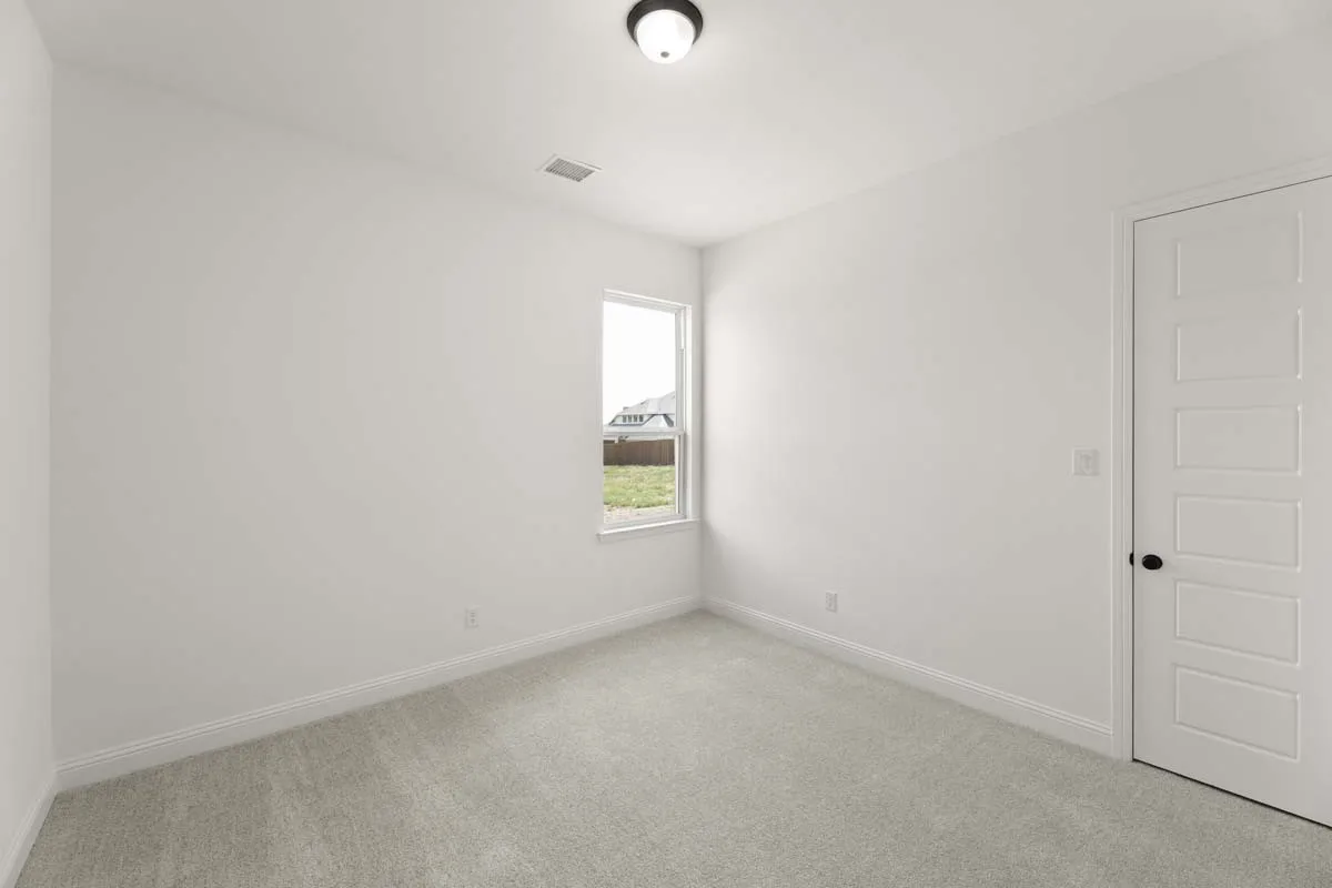 13-2021-euclid-drive-rockwall-tx-secondary-bedroom