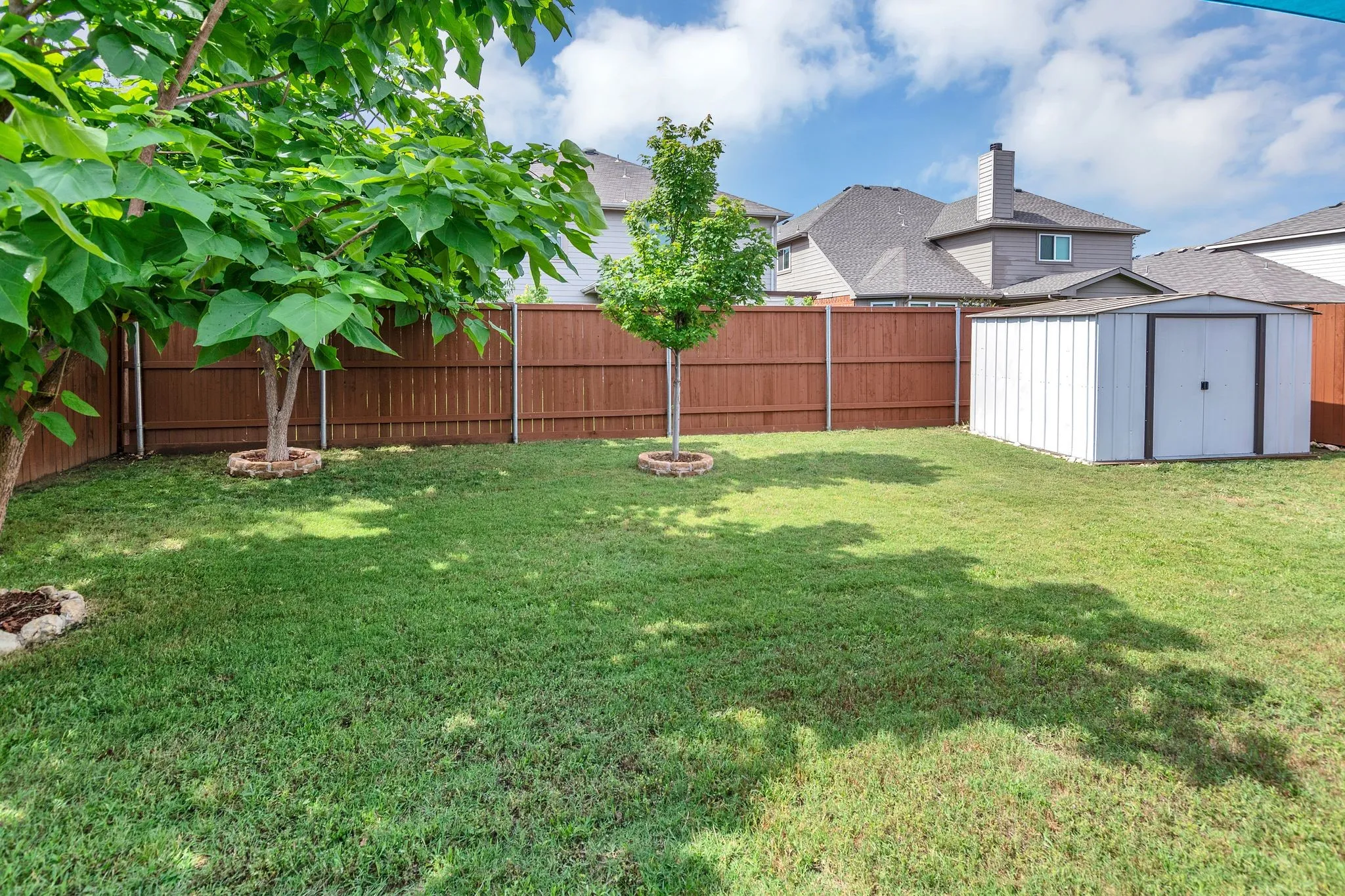 Single Family Residence For Sale in Denton County , 1312 Elkford Lane, Fort Worth, Texas 76247, 3 Bedrooms, 2 Bathrooms, 2 Garage spaces, 1,868 Sqft, built in 2011, Price $314,000, mls#21281228, Real Estate Agent in Fort Worth, Homes For Sale in Denton county, Homes For Sale in Fort Worth, Realtor in Fort Worth Texas, Real Estate Brokerage Independent Realty Texas, Luminita Cordes Realtor
