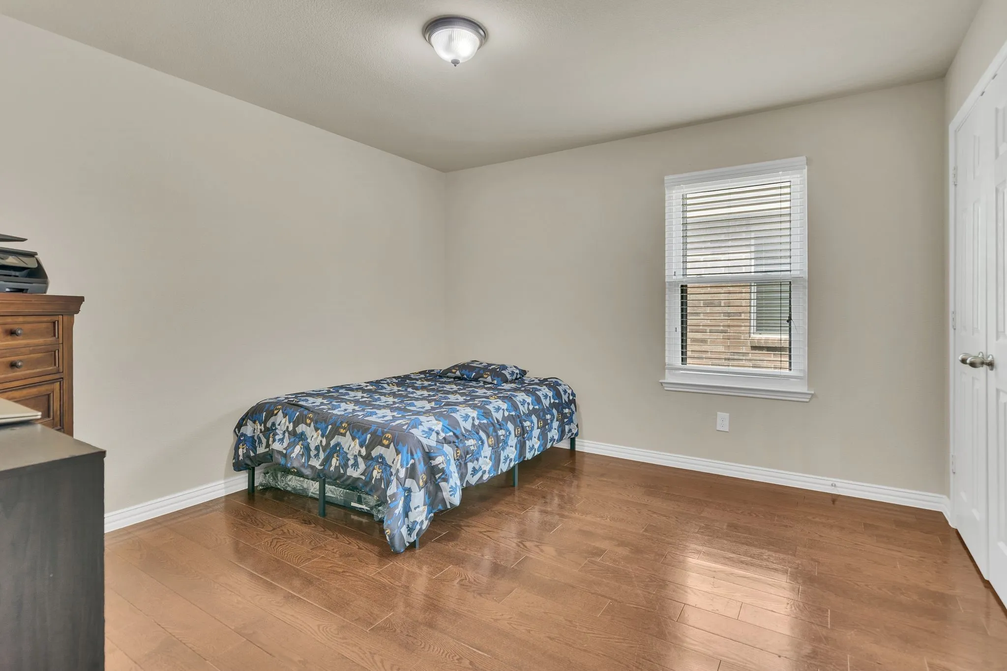 Single Family Residence For Sale in Denton County , 1312 Elkford Lane, Fort Worth, Texas 76247, 3 Bedrooms, 2 Bathrooms, 2 Garage spaces, 1,868 Sqft, built in 2011, Price $314,000, mls#21281228, Real Estate Agent in Fort Worth, Homes For Sale in Denton county, Homes For Sale in Fort Worth, Realtor in Fort Worth Texas, Real Estate Brokerage Independent Realty Texas, Luminita Cordes Realtor