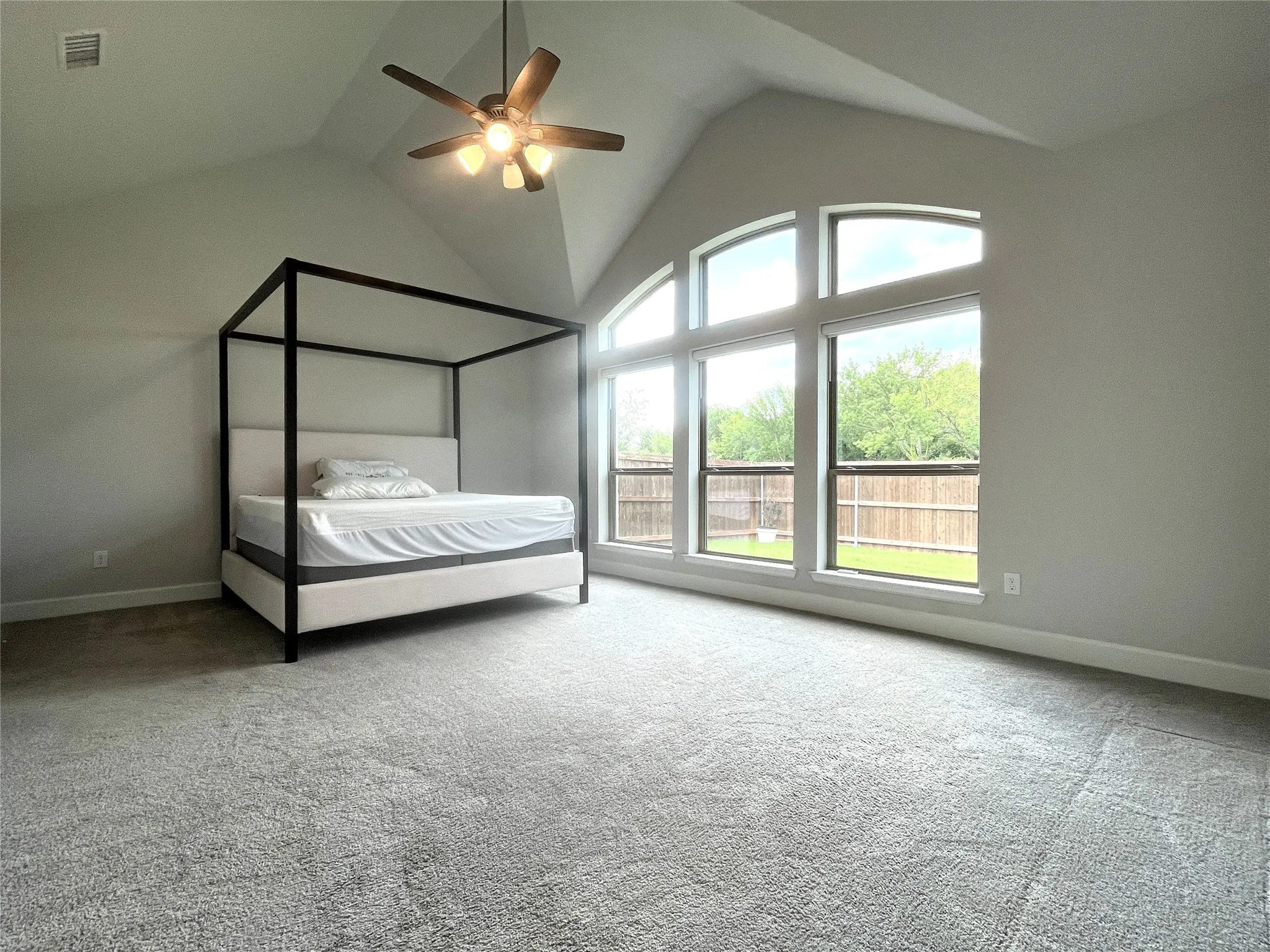 Single Family Residence For Sale in Ellis County , 2834 Midlake Drive, Midlothian, Texas 76065, 4 Bedroom, 4 Bathroom, 3 Garage spaces, 3,363 Sqft, built in 2022, mls#21281318, Real Estate Agent in Midlothian, Homes For Sale in Ellis county, Homes For Sale in Midlothian, Realtor in Midlothian Texas, Real Estate Brokerage Independent Realty Texas, Luminita Cordes Realtor