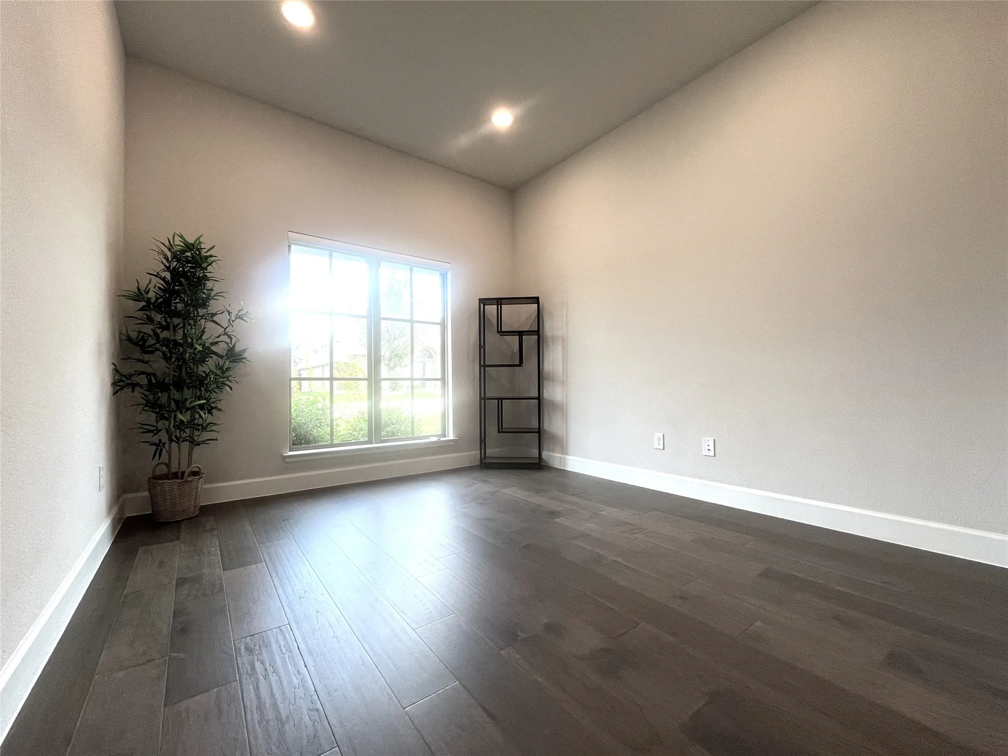 Single Family Residence For Sale in Ellis County , 2834 Midlake Drive, Midlothian, Texas 76065, 4 Bedroom, 4 Bathroom, 3 Garage spaces, 3,363 Sqft, built in 2022, mls#21281318, Real Estate Agent in Midlothian, Homes For Sale in Ellis county, Homes For Sale in Midlothian, Realtor in Midlothian Texas, Real Estate Brokerage Independent Realty Texas, Luminita Cordes Realtor