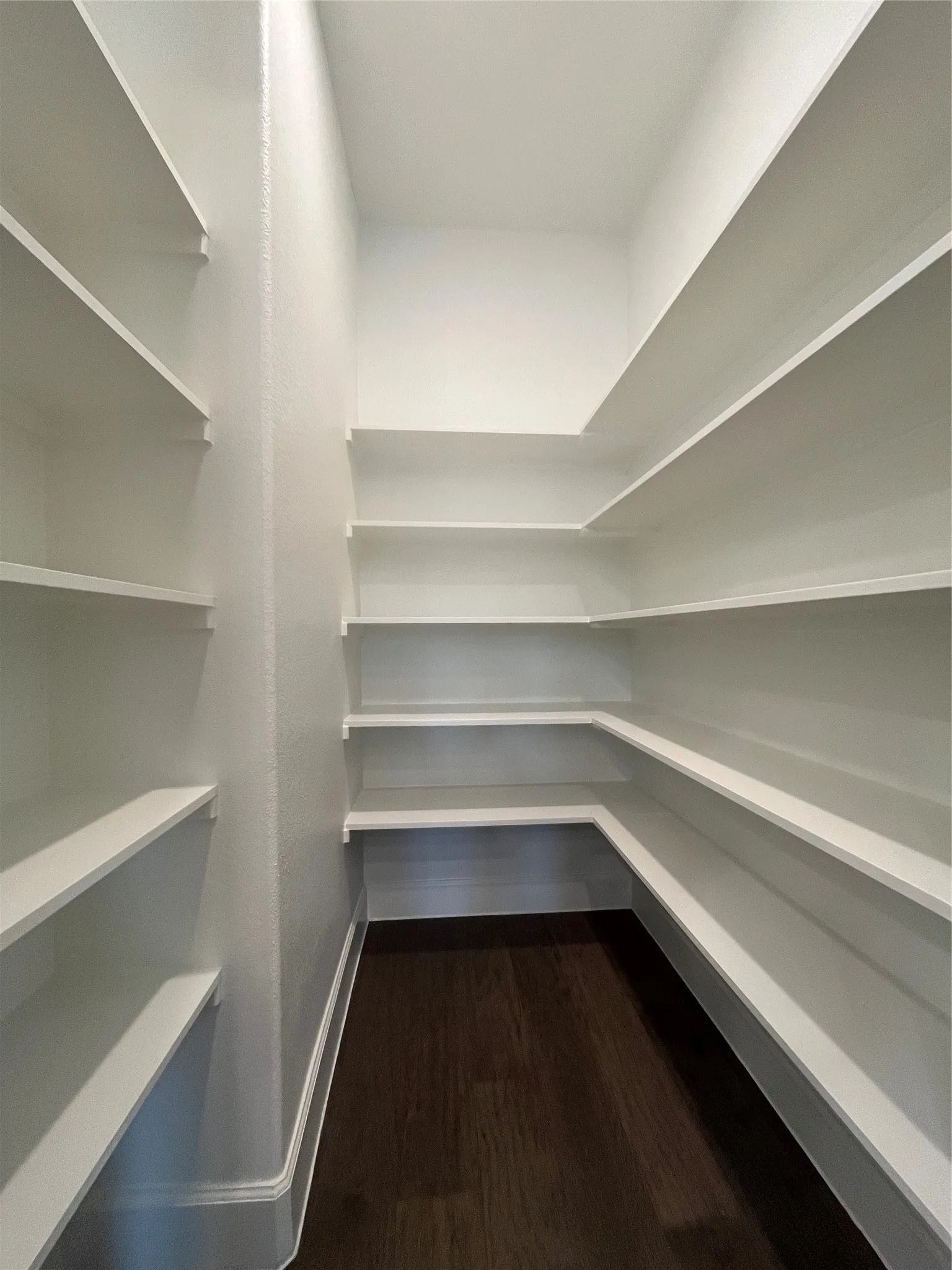 Single Family Residence For Sale in Ellis County , 2834 Midlake Drive, Midlothian, Texas 76065, 4 Bedroom, 4 Bathroom, 3 Garage spaces, 3,363 Sqft, built in 2022, mls#21281318, Real Estate Agent in Midlothian, Homes For Sale in Ellis county, Homes For Sale in Midlothian, Realtor in Midlothian Texas, Real Estate Brokerage Independent Realty Texas, Luminita Cordes Realtor
