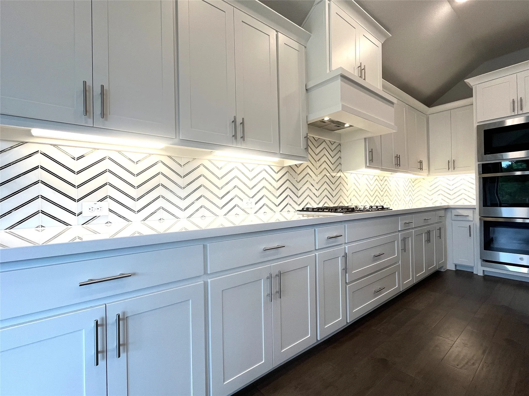Single Family Residence For Sale in Ellis County , 2834 Midlake Drive, Midlothian, Texas 76065, 4 Bedroom, 4 Bathroom, 3 Garage spaces, 3,363 Sqft, built in 2022, mls#21281318, Real Estate Agent in Midlothian, Homes For Sale in Ellis county, Homes For Sale in Midlothian, Realtor in Midlothian Texas, Real Estate Brokerage Independent Realty Texas, Luminita Cordes Realtor