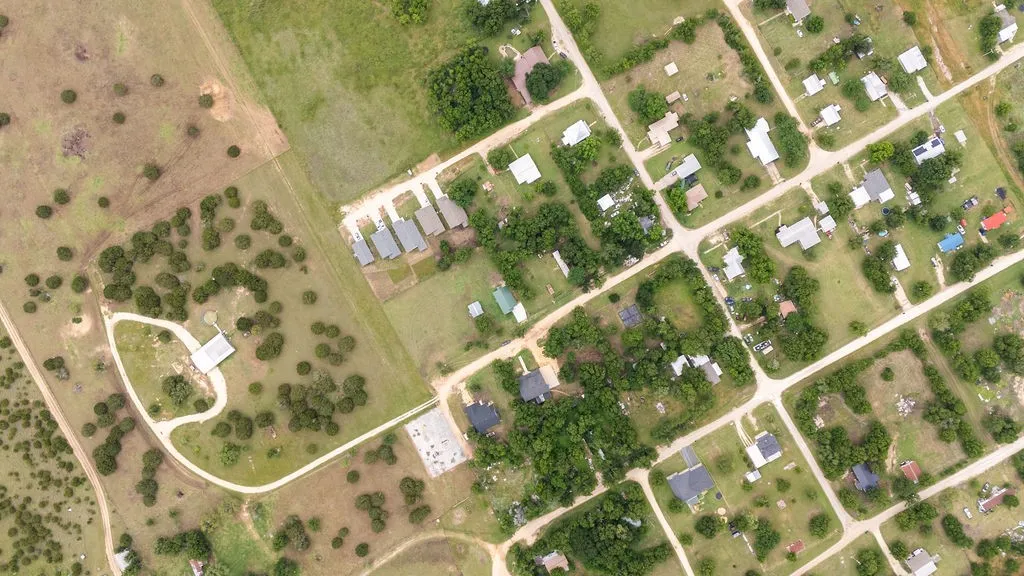 Single Family Residence For Sale in Bosque County , 328 E Norway Street, Walnut Springs, Texas 76690, 3 Bedrooms, 2 Bathrooms, Garage spaces, 1,335 Sqft, built in 2024, Price $255,000, mls#21281404, Real Estate Agent in Walnut Springs, Homes For Sale in Bosque county, Homes For Sale in Walnut Springs, Realtor in Walnut Springs Texas, Real Estate Brokerage Independent Realty Texas, Luminita Cordes Realtor