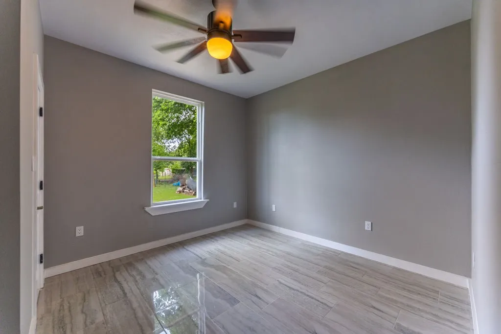 Single Family Residence For Sale in Bosque County , 328 E Norway Street, Walnut Springs, Texas 76690, 3 Bedrooms, 2 Bathrooms, Garage spaces, 1,335 Sqft, built in 2024, Price $255,000, mls#21281404, Real Estate Agent in Walnut Springs, Homes For Sale in Bosque county, Homes For Sale in Walnut Springs, Realtor in Walnut Springs Texas, Real Estate Brokerage Independent Realty Texas, Luminita Cordes Realtor