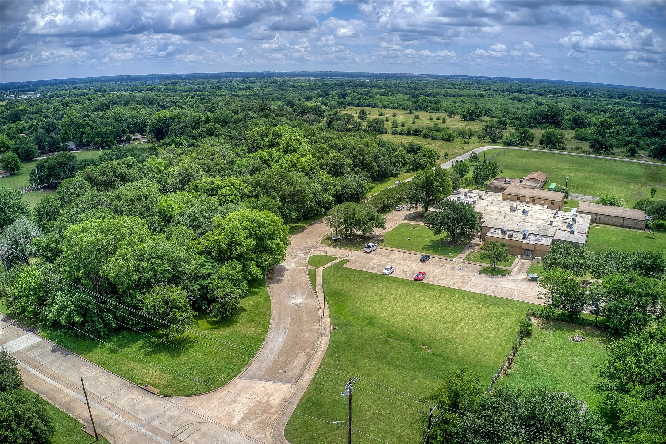 Unimproved Land For Sale in Hunt County , TBD Washington Street, Commerce, Texas 75428, 0, 0, Garage spaces, 0 Sqft, built in 0, mls#21281571, Real Estate Agent in Commerce, Homes For Sale in Hunt county, Homes For Sale in Commerce, Realtor in Commerce Texas, Real Estate Brokerage Independent Realty Texas, Luminita Cordes Realtor