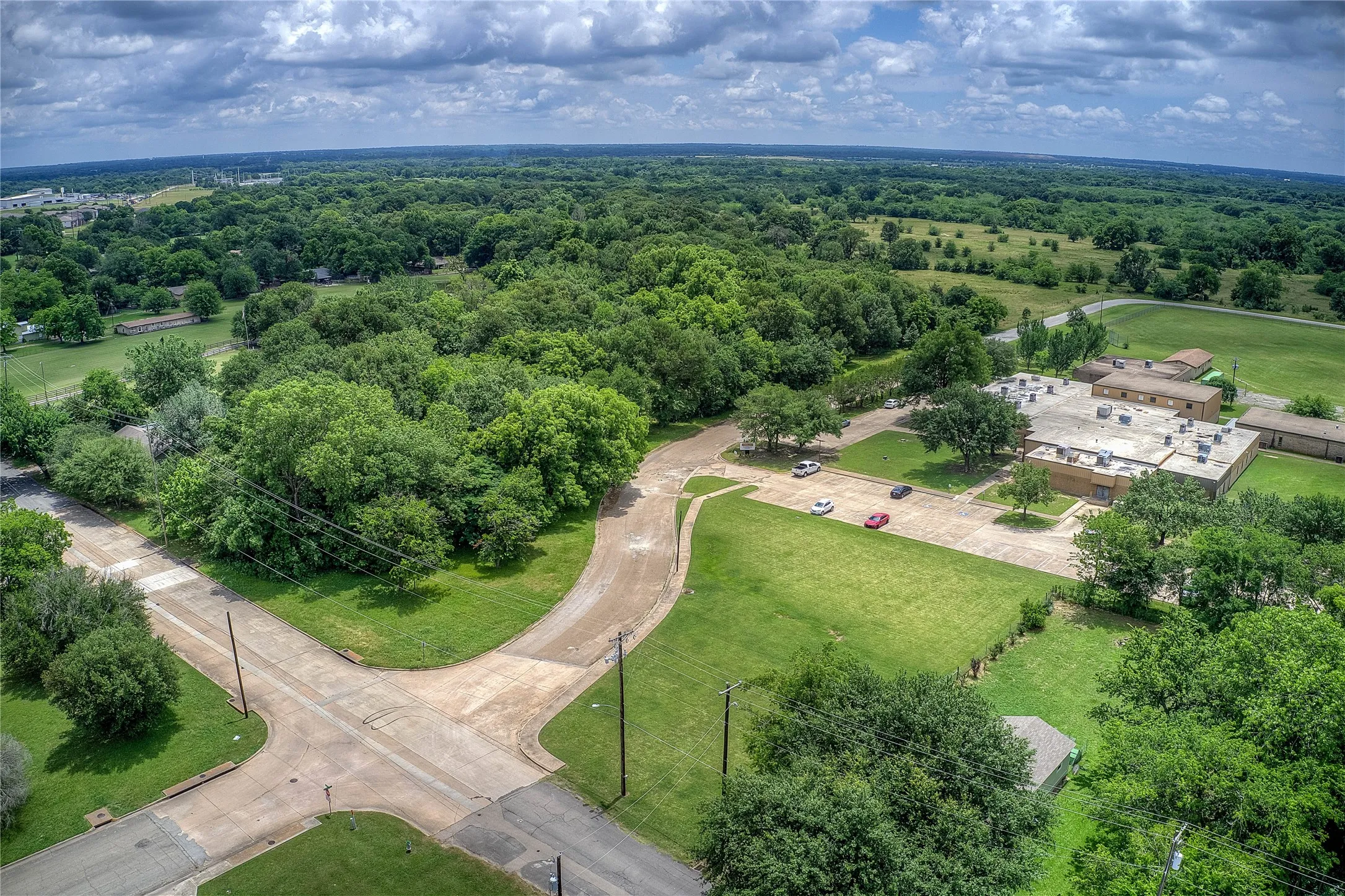 Unimproved Land For Sale in Hunt County , TBD Washington Street, Commerce, Texas 75428, 0, 0, Garage spaces, 0 Sqft, built in 0, mls#21281571, Real Estate Agent in Commerce, Homes For Sale in Hunt county, Homes For Sale in Commerce, Realtor in Commerce Texas, Real Estate Brokerage Independent Realty Texas, Luminita Cordes Realtor