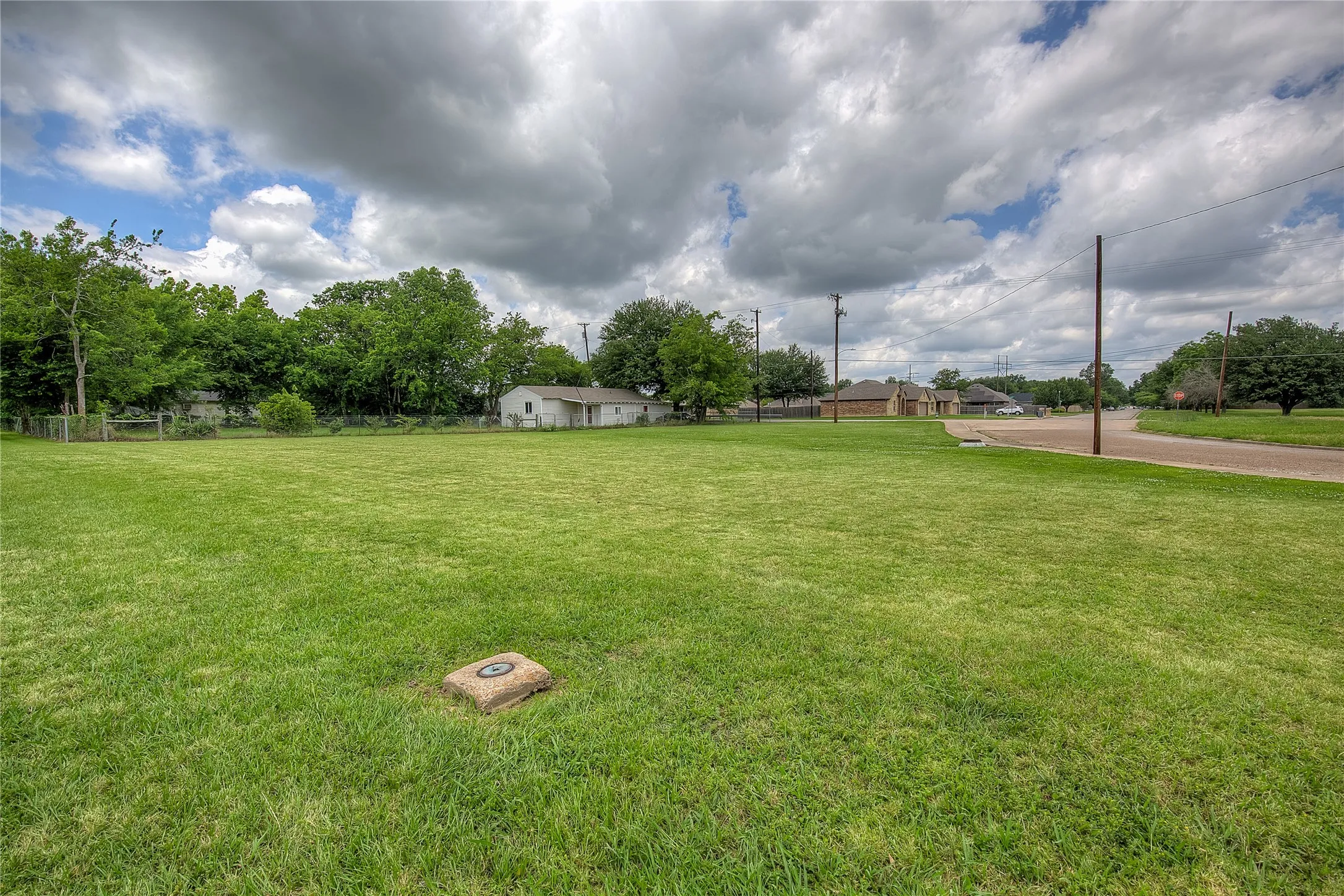 Unimproved Land For Sale in Hunt County , TBD Washington Street, Commerce, Texas 75428, 0, 0, Garage spaces, 0 Sqft, built in 0, mls#21281571, Real Estate Agent in Commerce, Homes For Sale in Hunt county, Homes For Sale in Commerce, Realtor in Commerce Texas, Real Estate Brokerage Independent Realty Texas, Luminita Cordes Realtor