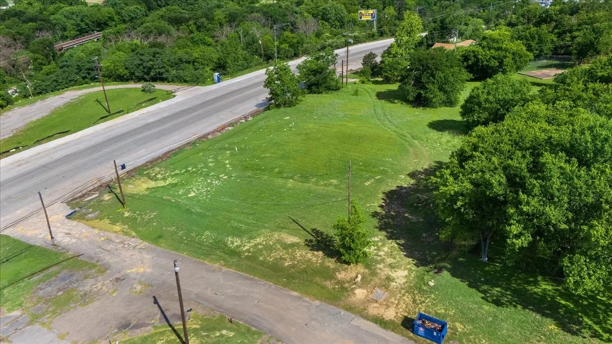 Unimproved Land For Sale in Tarrant County , 4528 Rolling Hills Drive, Fort Worth, Texas 76119, 0, 0, Garage spaces, 0 Sqft, built in 0, mls#21280304, Real Estate Agent in Fort Worth, Homes For Sale in Tarrant county, Homes For Sale in Fort Worth, Realtor in Fort Worth Texas, Real Estate Brokerage Independent Realty Texas, Luminita Cordes Realtor