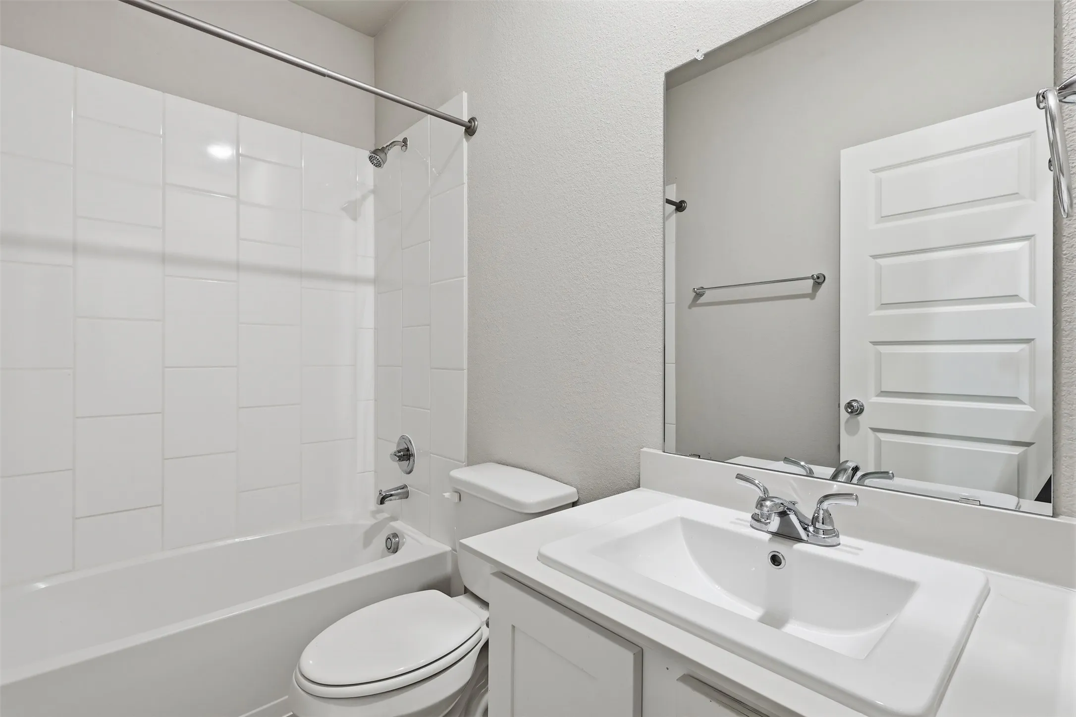 Single Family Residence For Rent in Collin County , 2629 Green River Road, Royse City, Texas 75189, 4 Bedroom, 3 Bathroom, 2 Garage spaces, 2,182 Sqft, built in 2024, mls#21269307, Real Estate Agent in Royse City, Homes For Rent in Collin county, Homes For Rent in Royse City, Realtor in Royse City Texas, Real Estate Brokerage Independent Realty Texas, Luminita Cordes Realtor