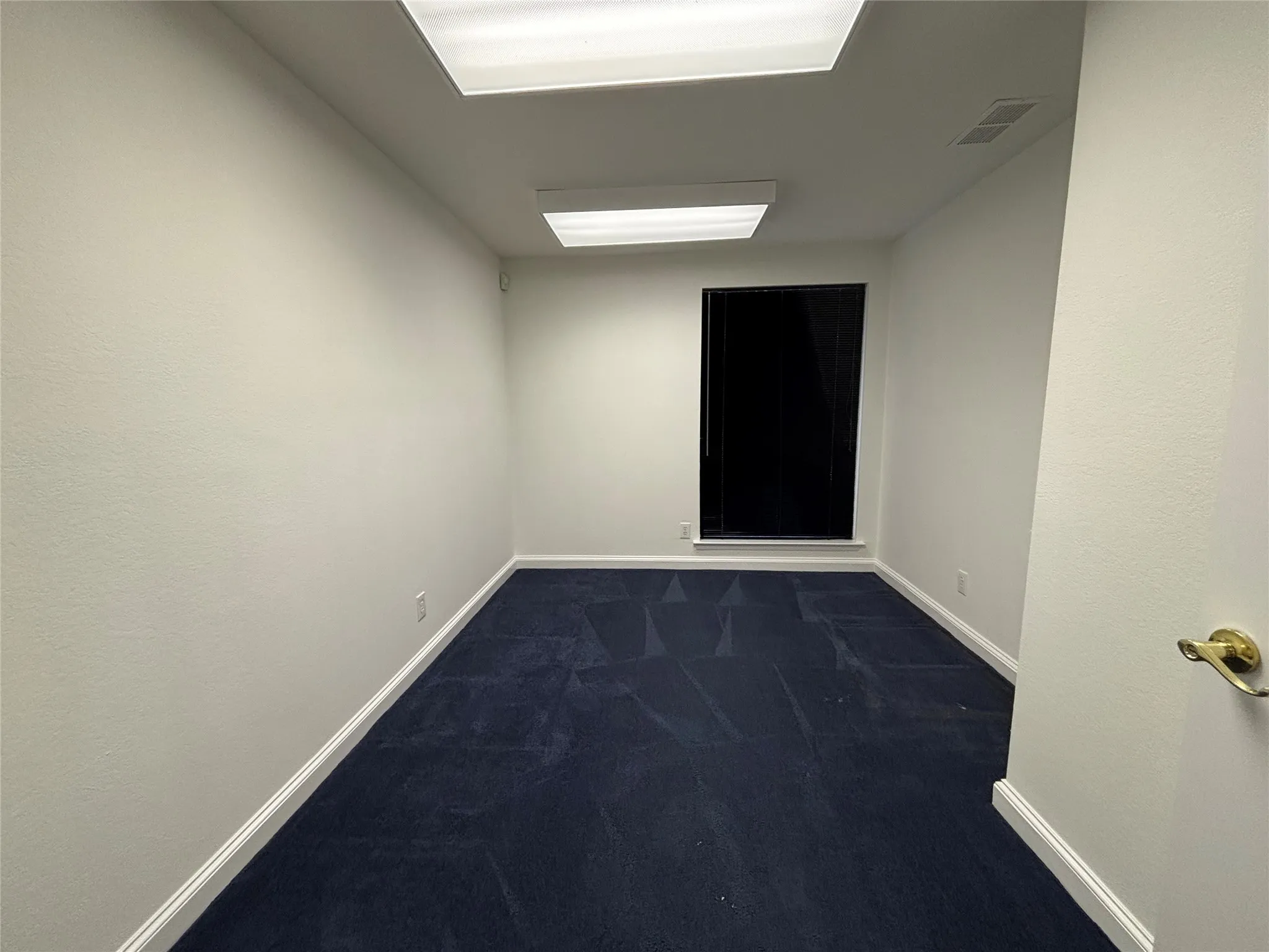 1st of 5 private offices