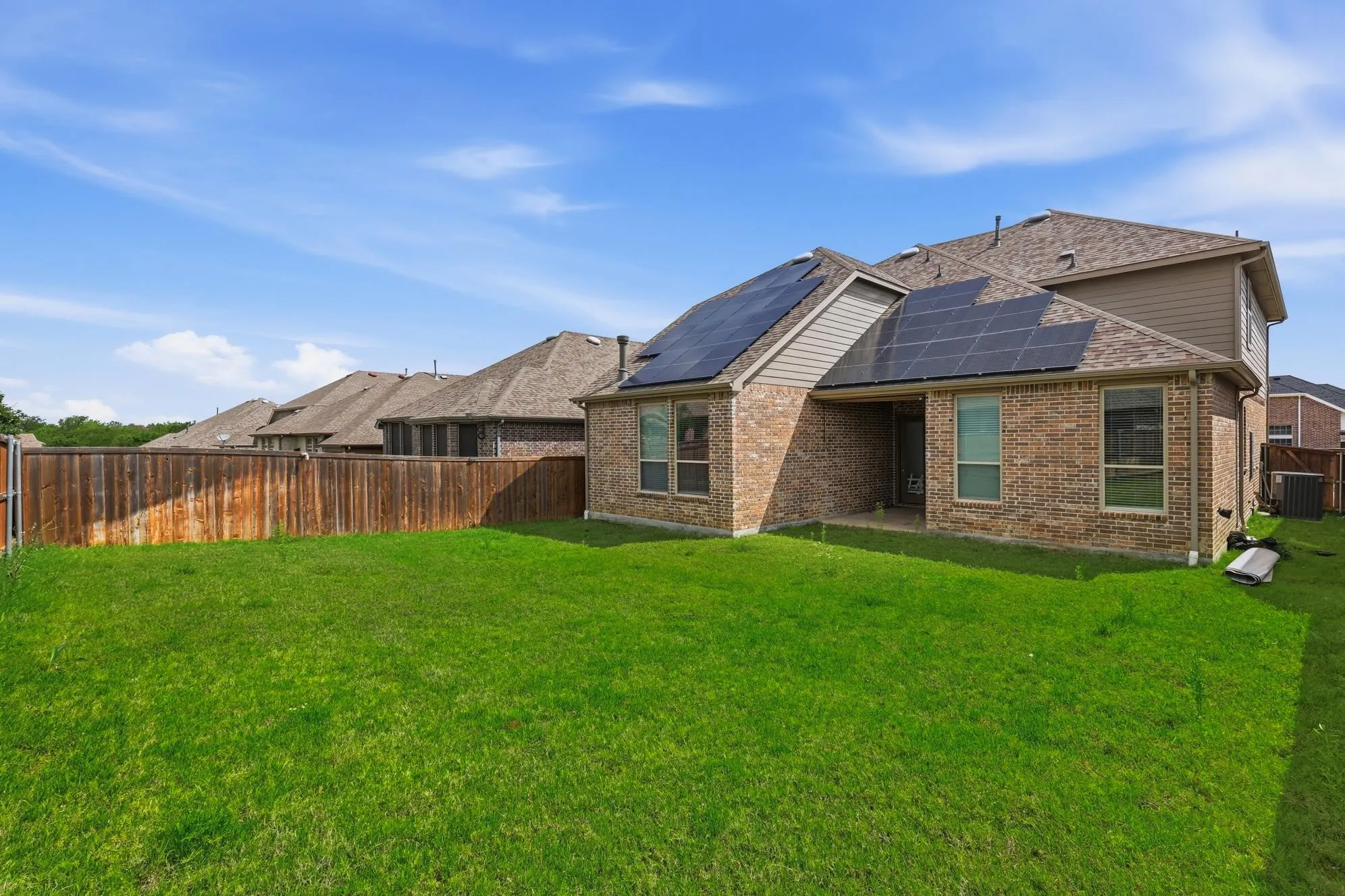 Single Family Residence For Sale in Denton County , 4005 Big Prairie Drive, Aubrey, Texas 76227, 5 Bedroom, 4 Bathroom, 2 Garage spaces, 2,578 Sqft, built in 2018, mls#21274905, Real Estate Agent in Aubrey, Homes For Sale in Denton county, Homes For Sale in Aubrey, Realtor in Aubrey Texas, Real Estate Brokerage Independent Realty Texas, Luminita Cordes Realtor