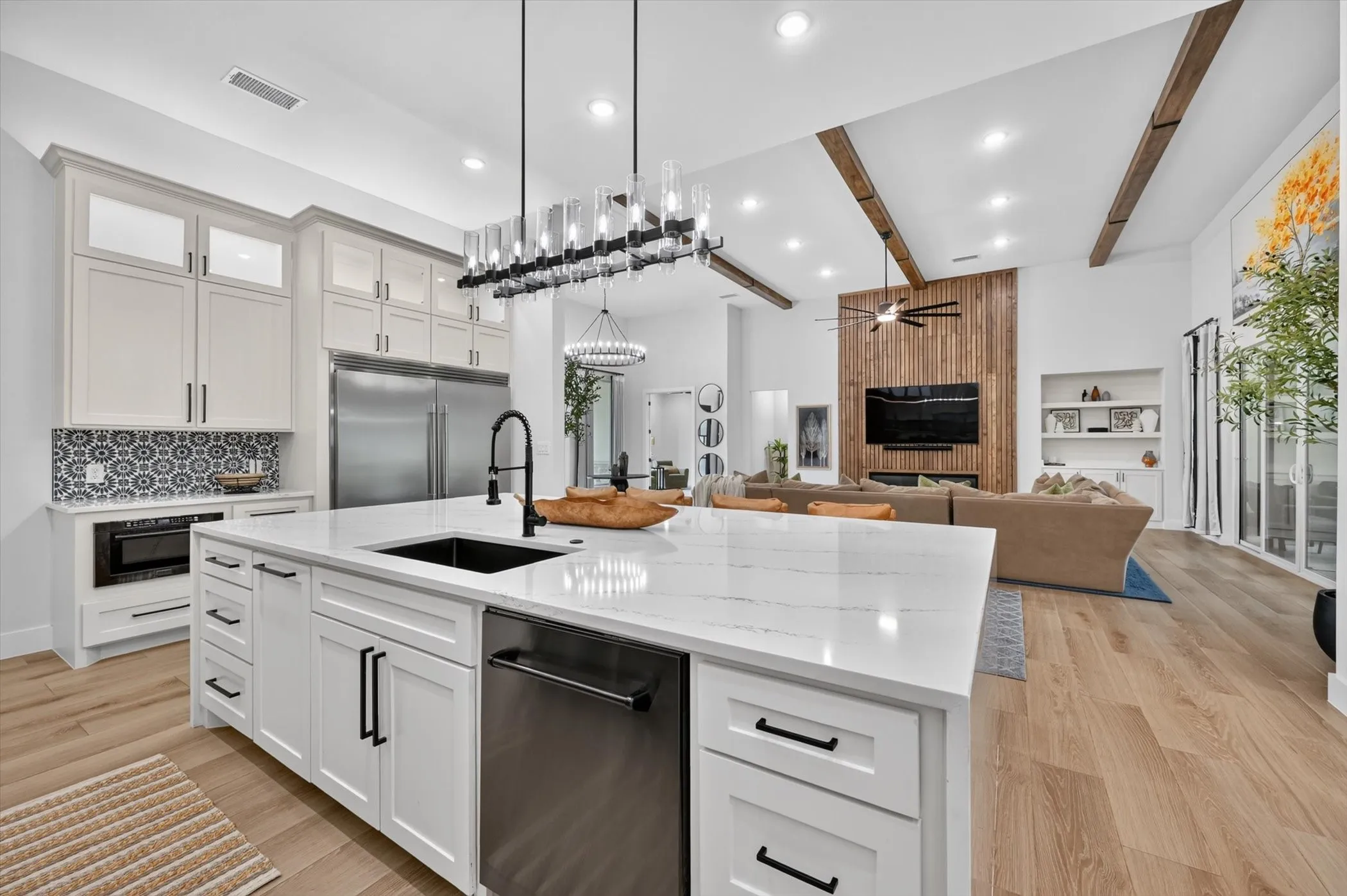 Single Family Residence For Sale in Tarrant County , 6608 Benson Court, Mansfield, Texas 76063, 5 Bedroom, 6 Bathroom, 4 Garage spaces, 5,170 Sqft, built in 2024, mls#21280962, Real Estate Agent in Mansfield, Homes For Sale in Tarrant county, Homes For Sale in Mansfield, Realtor in Mansfield Texas, Real Estate Brokerage Independent Realty Texas, Luminita Cordes Realtor