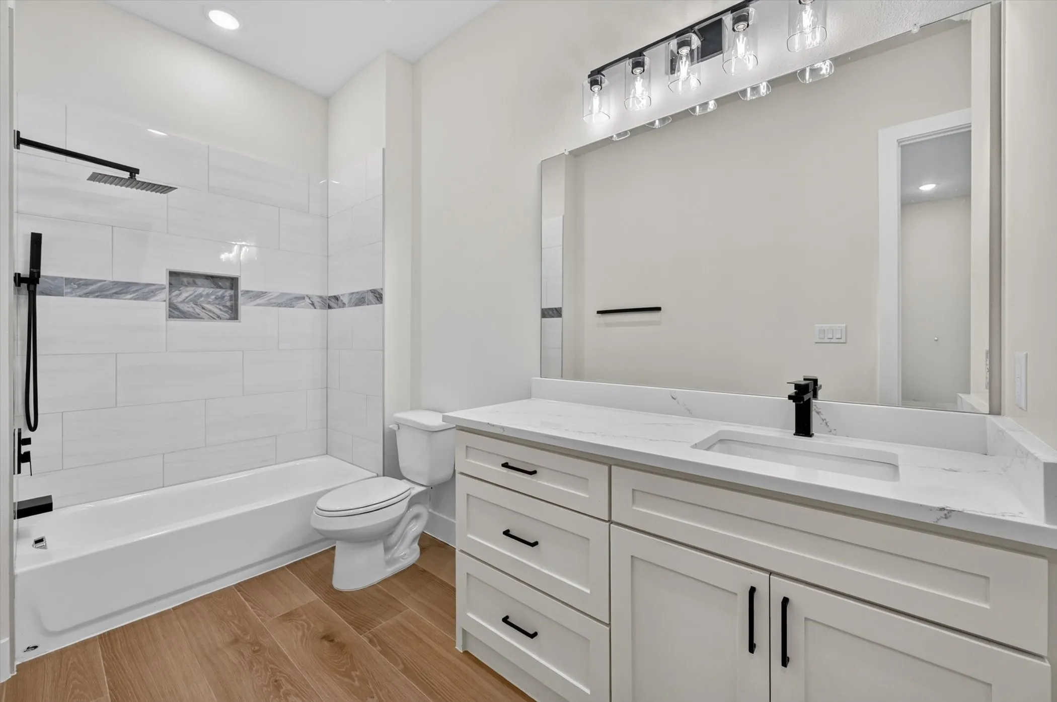 Single Family Residence For Sale in Tarrant County , 6608 Benson Court, Mansfield, Texas 76063, 5 Bedroom, 6 Bathroom, 4 Garage spaces, 5,170 Sqft, built in 2024, mls#21280962, Real Estate Agent in Mansfield, Homes For Sale in Tarrant county, Homes For Sale in Mansfield, Realtor in Mansfield Texas, Real Estate Brokerage Independent Realty Texas, Luminita Cordes Realtor
