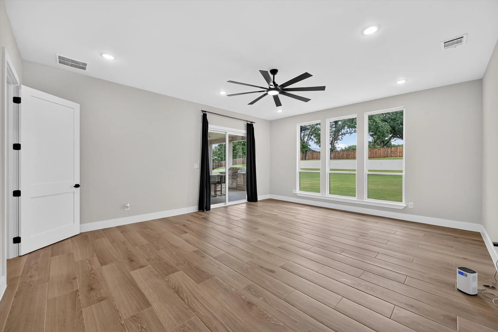 Single Family Residence For Sale in Tarrant County , 6608 Benson Court, Mansfield, Texas 76063, 5 Bedroom, 6 Bathroom, 4 Garage spaces, 5,170 Sqft, built in 2024, mls#21280962, Real Estate Agent in Mansfield, Homes For Sale in Tarrant county, Homes For Sale in Mansfield, Realtor in Mansfield Texas, Real Estate Brokerage Independent Realty Texas, Luminita Cordes Realtor