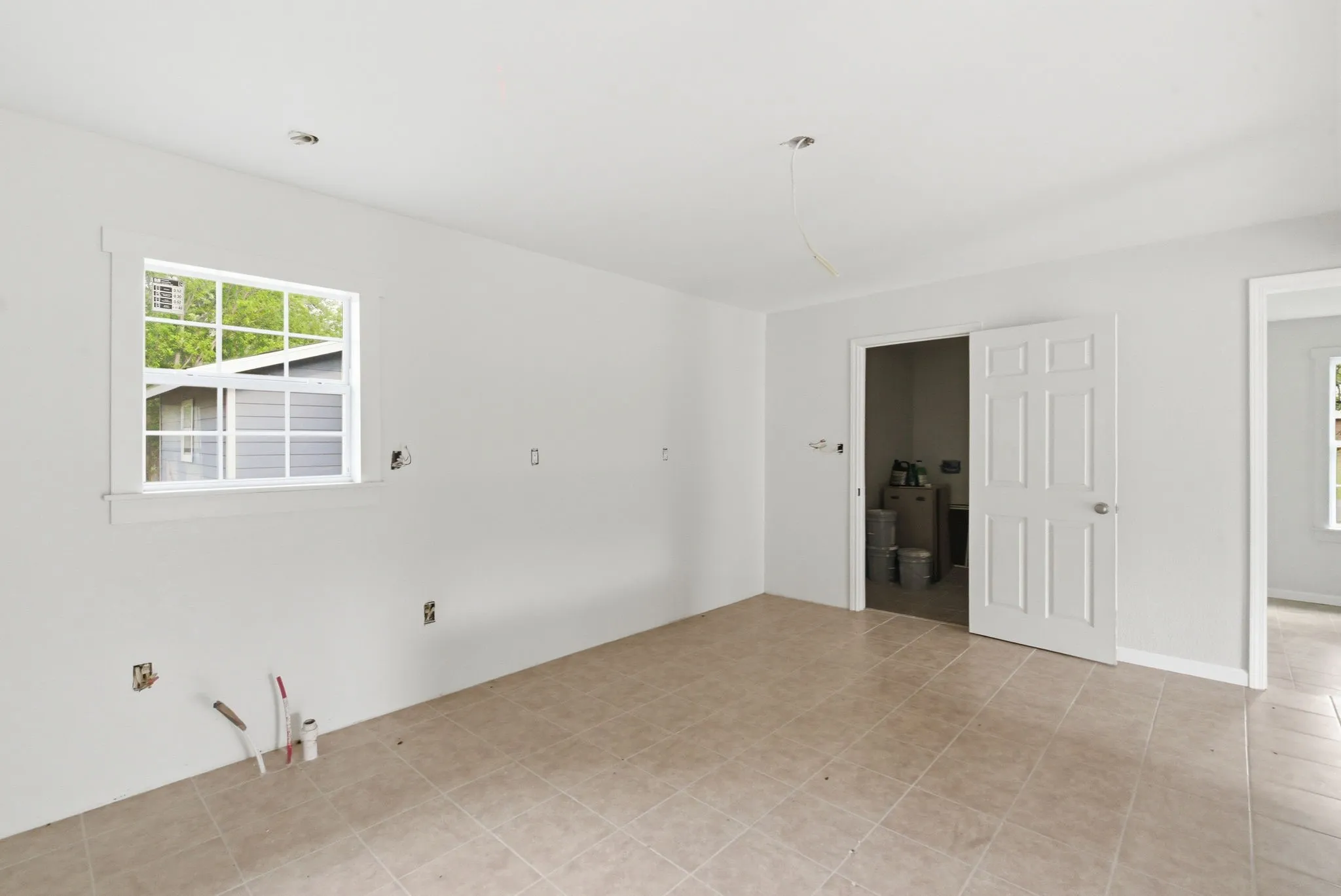 Single Family Residence For Sale in Hood County , 203 N Kickapoo Street, Lipan, Texas 76462, 2 Bedroom, 1 Bathroom, Garage spaces, 1,424 Sqft, built in 1948, mls#21274864, Real Estate Agent in Lipan, Homes For Sale in Hood county, Homes For Sale in Lipan, Realtor in Lipan Texas, Real Estate Brokerage Independent Realty Texas, Luminita Cordes Realtor