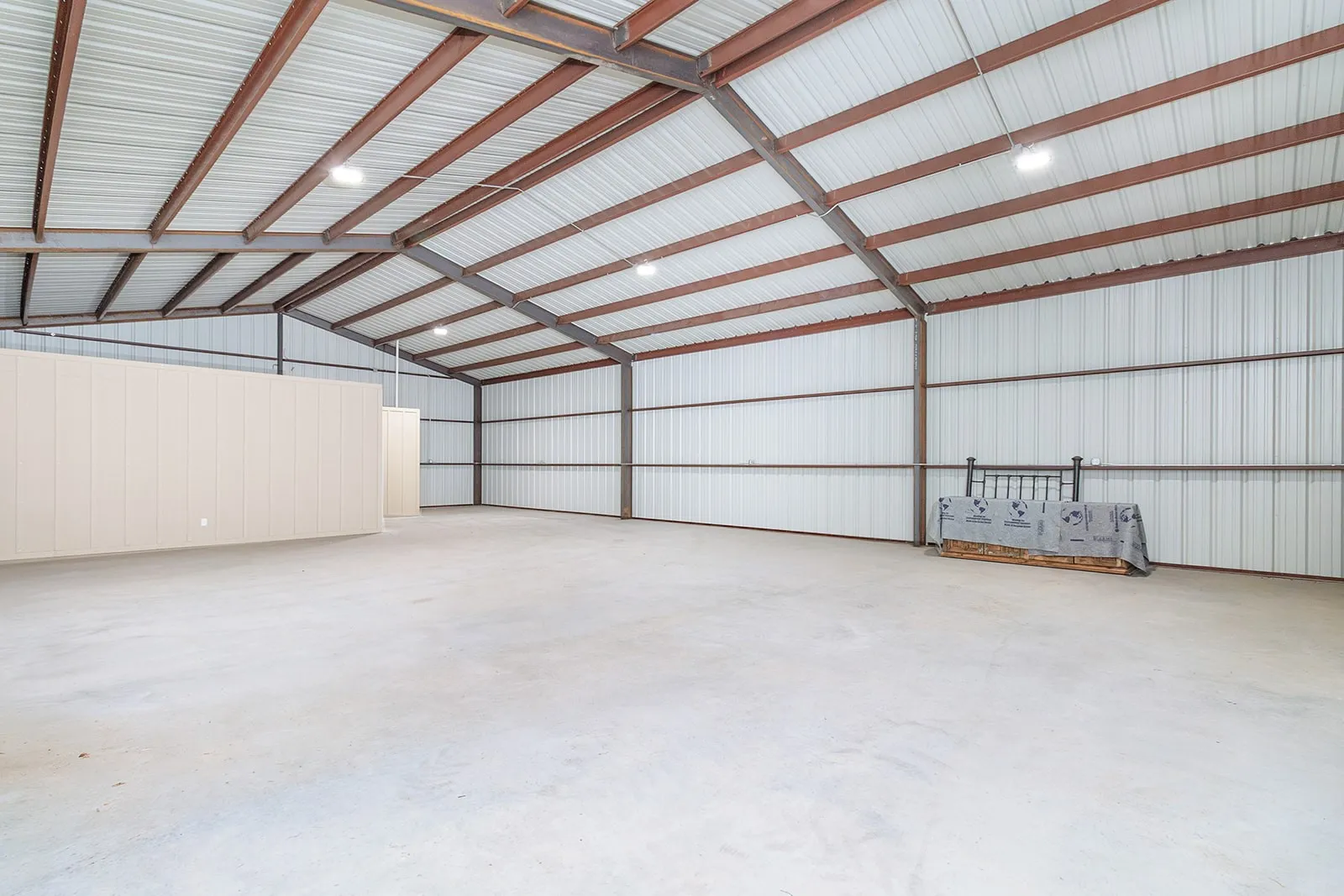 Warehouse For Sale in Mc Culloch County , 101 Richards, Brady, Texas 76825, 0, 0, Garage spaces, 0 Sqft, built in 2025, Price $250,000, mls#21281671, Real Estate Agent in Brady, Homes For Sale in Mc Culloch county, Homes For Sale in Brady, Realtor in Brady Texas, Real Estate Brokerage Independent Realty Texas, Luminita Cordes Realtor