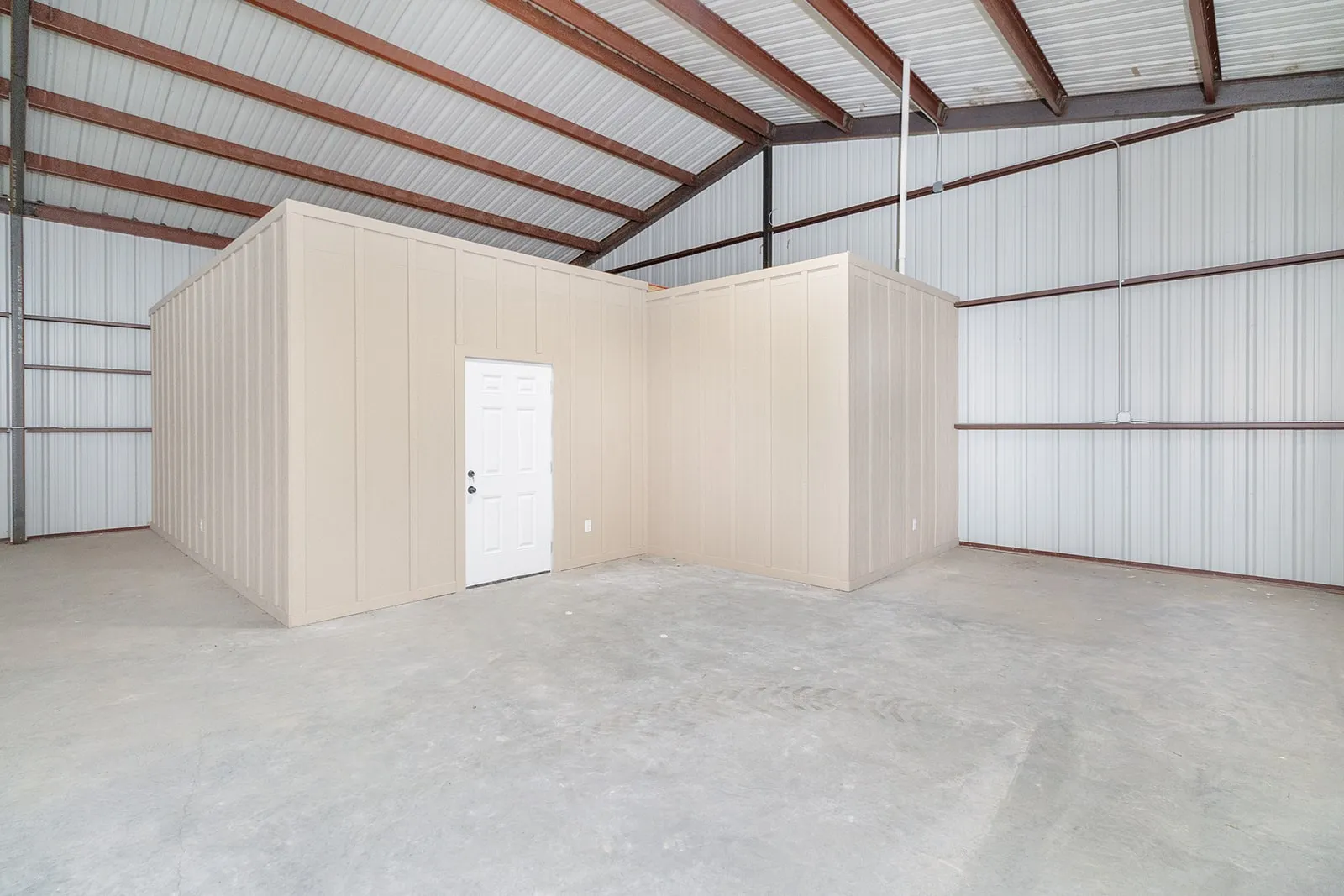 Warehouse For Sale in Mc Culloch County , 101 Richards, Brady, Texas 76825, 0, 0, Garage spaces, 0 Sqft, built in 2025, Price $250,000, mls#21281671, Real Estate Agent in Brady, Homes For Sale in Mc Culloch county, Homes For Sale in Brady, Realtor in Brady Texas, Real Estate Brokerage Independent Realty Texas, Luminita Cordes Realtor