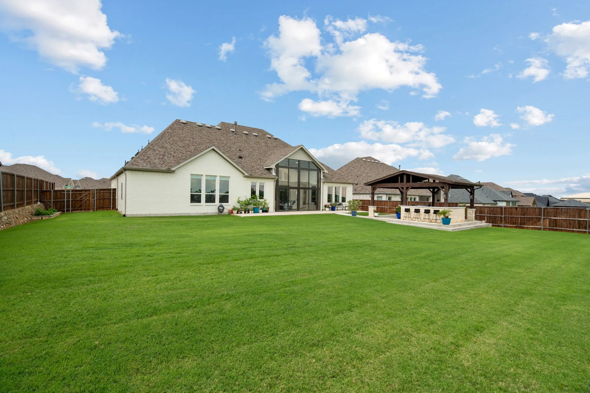 Single Family Residence For Sale in Denton County , 11416 Hickory Falls Drive, Argyle, Texas 76226, 4 Bedroom, 5 Bathroom, 3 Garage spaces, 3,807 Sqft, built in 2021, mls#21275550, Real Estate Agent in Argyle, Homes For Sale in Denton county, Homes For Sale in Argyle, Realtor in Argyle Texas, Real Estate Brokerage Independent Realty Texas, Luminita Cordes Realtor