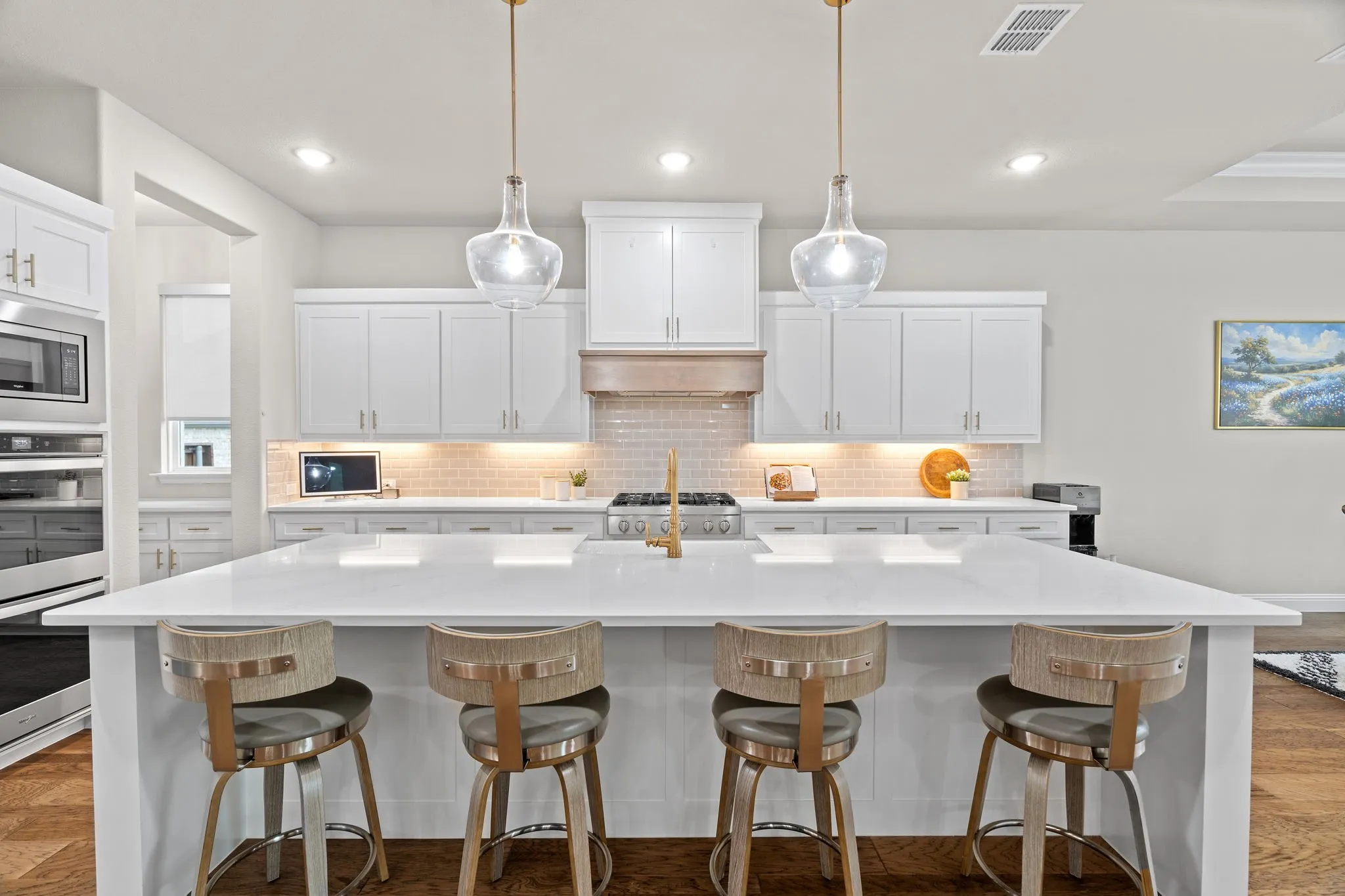 Single Family Residence For Sale in Denton County , 11416 Hickory Falls Drive, Argyle, Texas 76226, 4 Bedroom, 5 Bathroom, 3 Garage spaces, 3,807 Sqft, built in 2021, mls#21275550, Real Estate Agent in Argyle, Homes For Sale in Denton county, Homes For Sale in Argyle, Realtor in Argyle Texas, Real Estate Brokerage Independent Realty Texas, Luminita Cordes Realtor