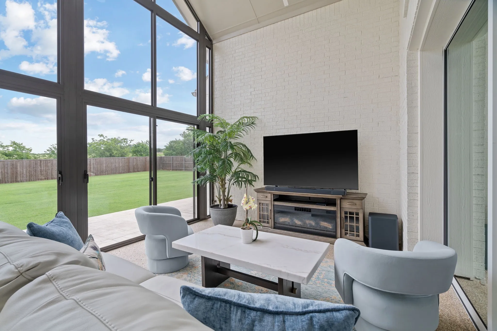 Single Family Residence For Sale in Denton County , 11416 Hickory Falls Drive, Argyle, Texas 76226, 4 Bedroom, 5 Bathroom, 3 Garage spaces, 3,807 Sqft, built in 2021, mls#21275550, Real Estate Agent in Argyle, Homes For Sale in Denton county, Homes For Sale in Argyle, Realtor in Argyle Texas, Real Estate Brokerage Independent Realty Texas, Luminita Cordes Realtor
